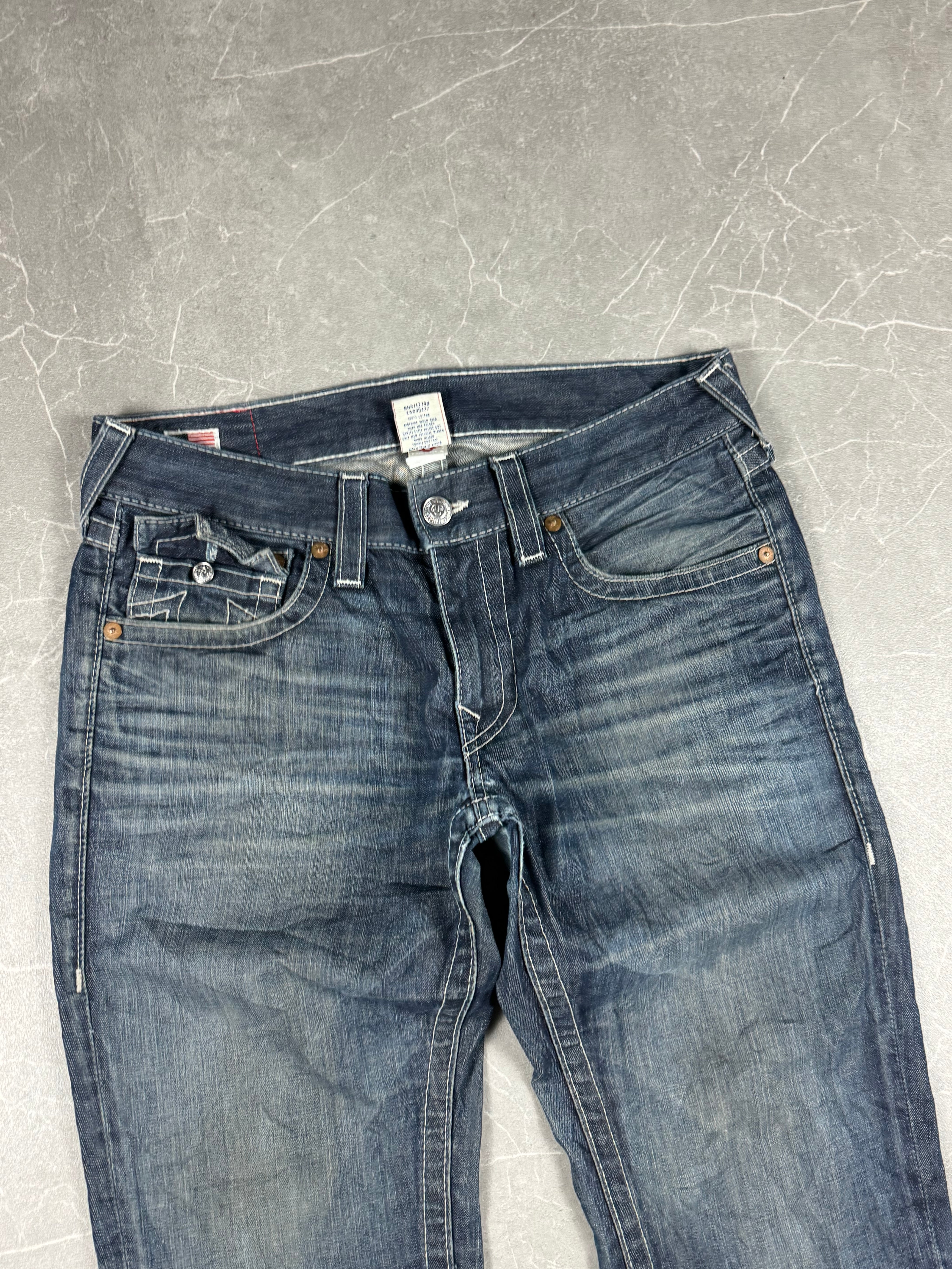 True Religion washed/Bootcut Jeans (S-M)