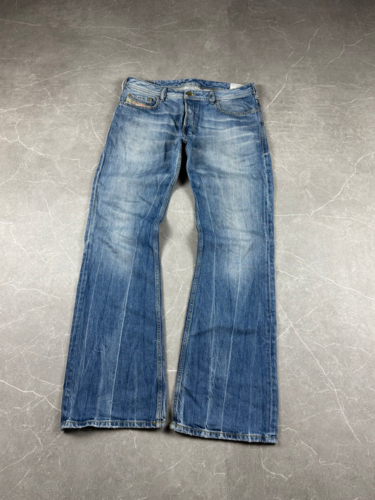 Washed Bootcut Jeans (M-L)
