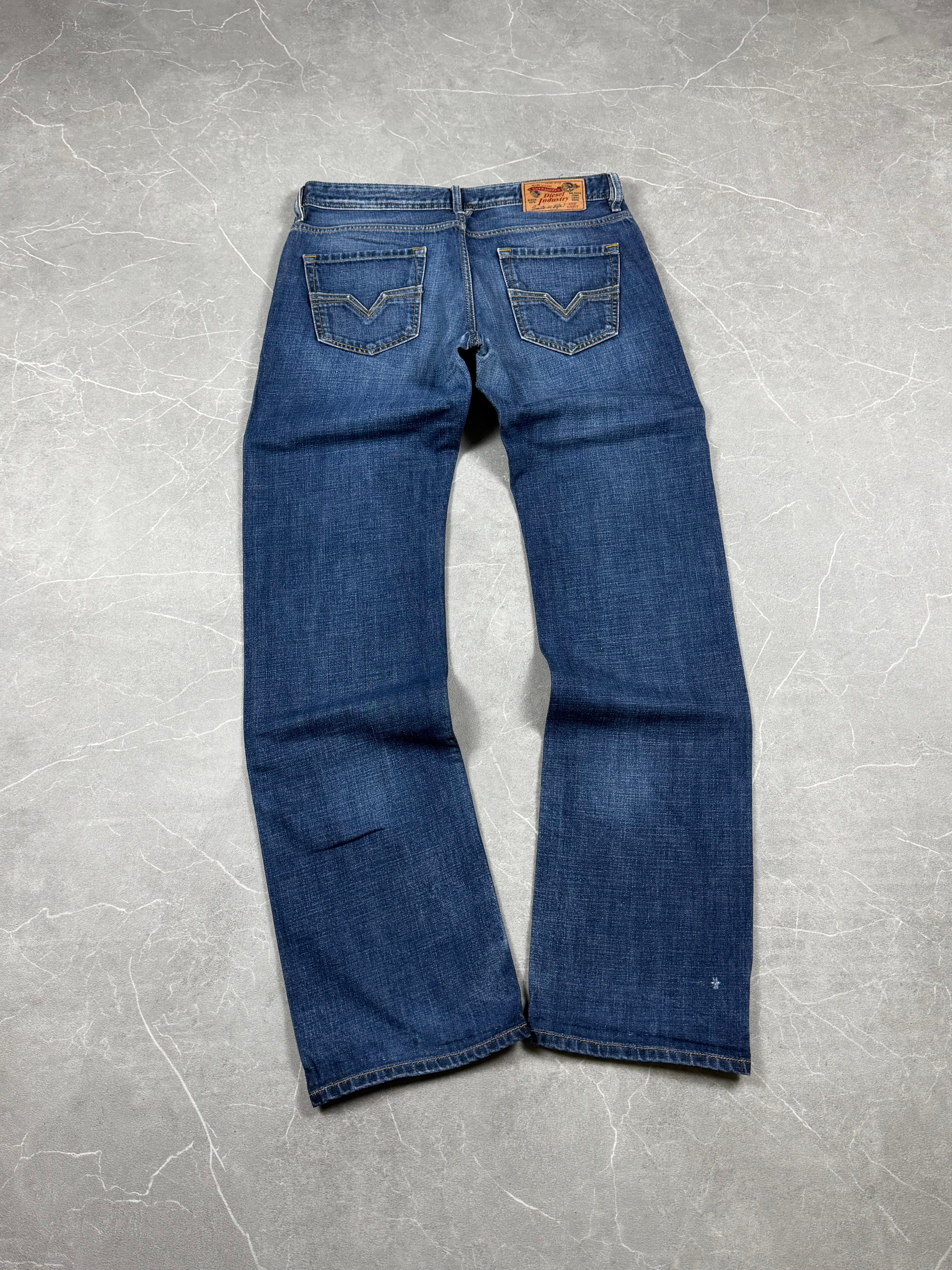 Vintage Diesel Straight Fit Jeans (M-L)