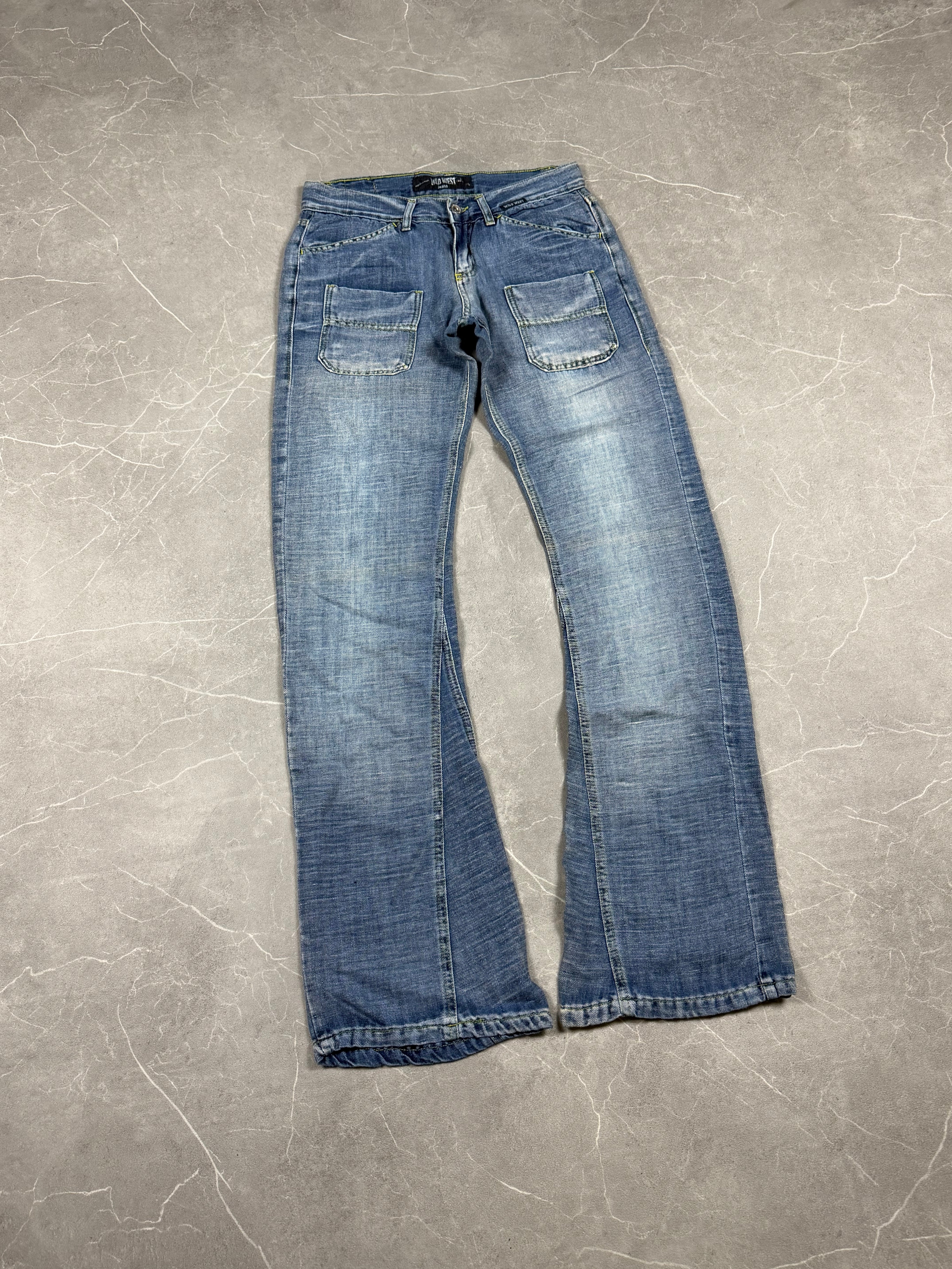 Vintage Stretched Bootcut Jeans (S-M)