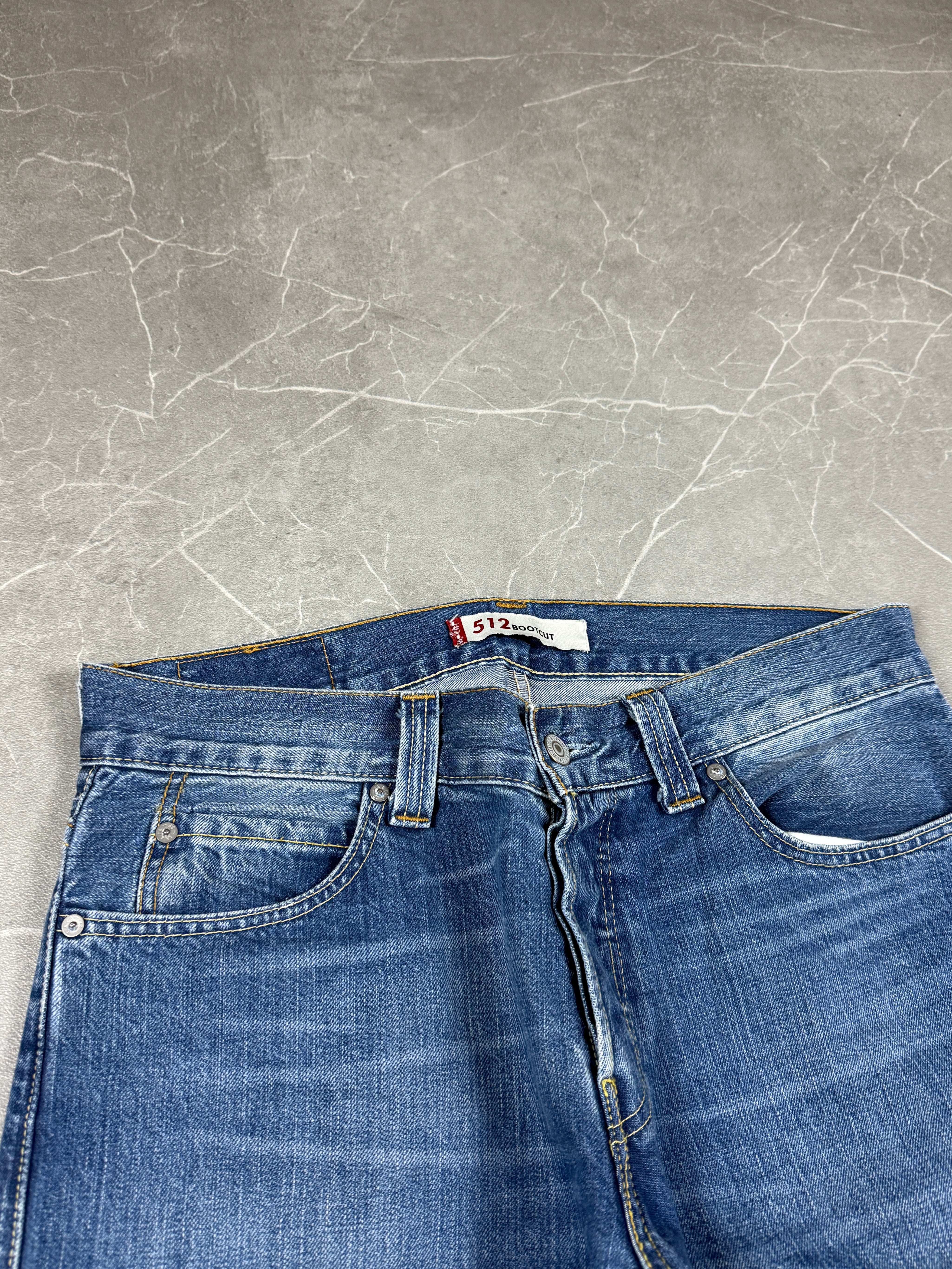 Levis Bootcut Jeans (M-L)