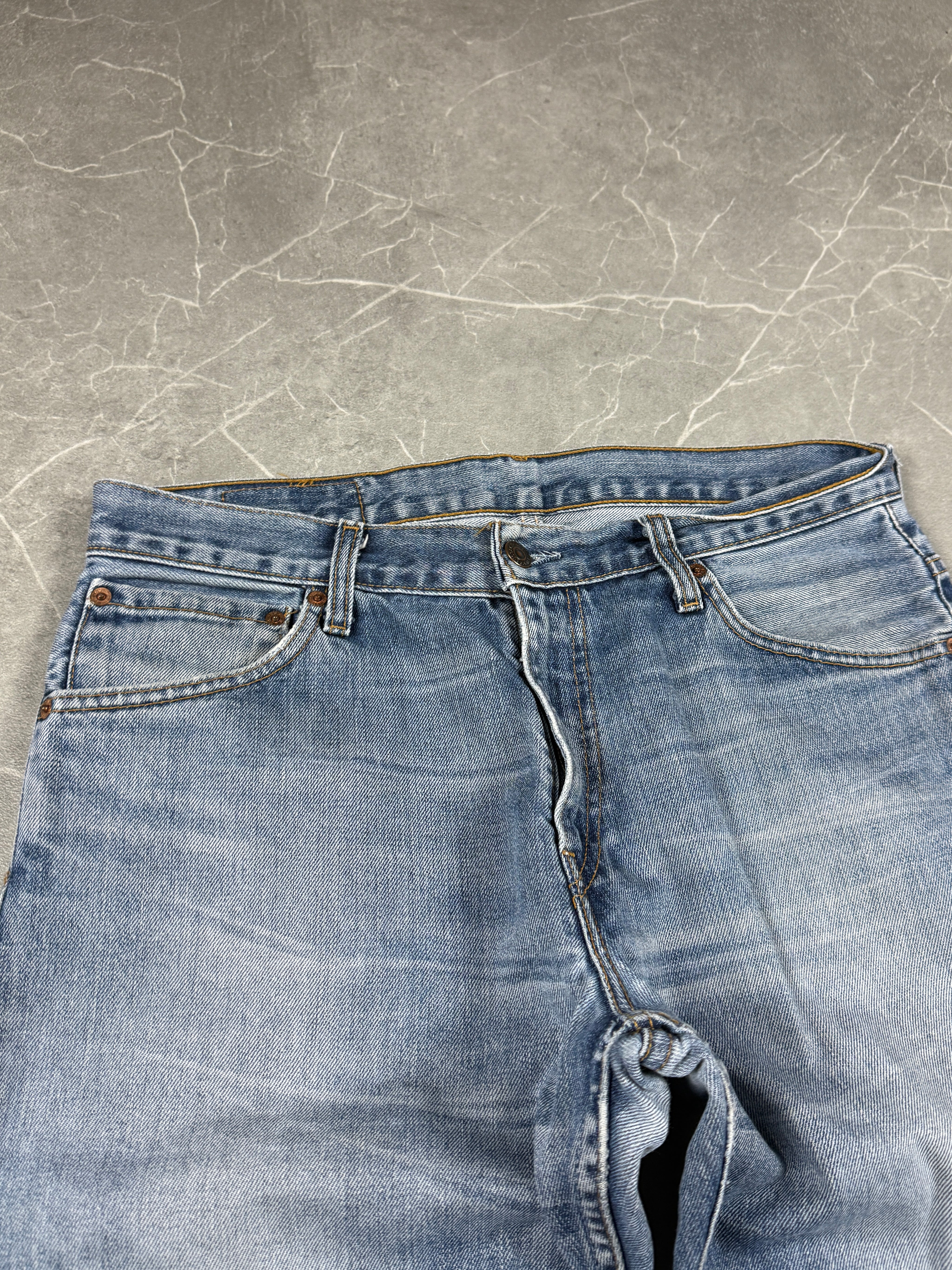 Levis Bootcut Jeans (M)