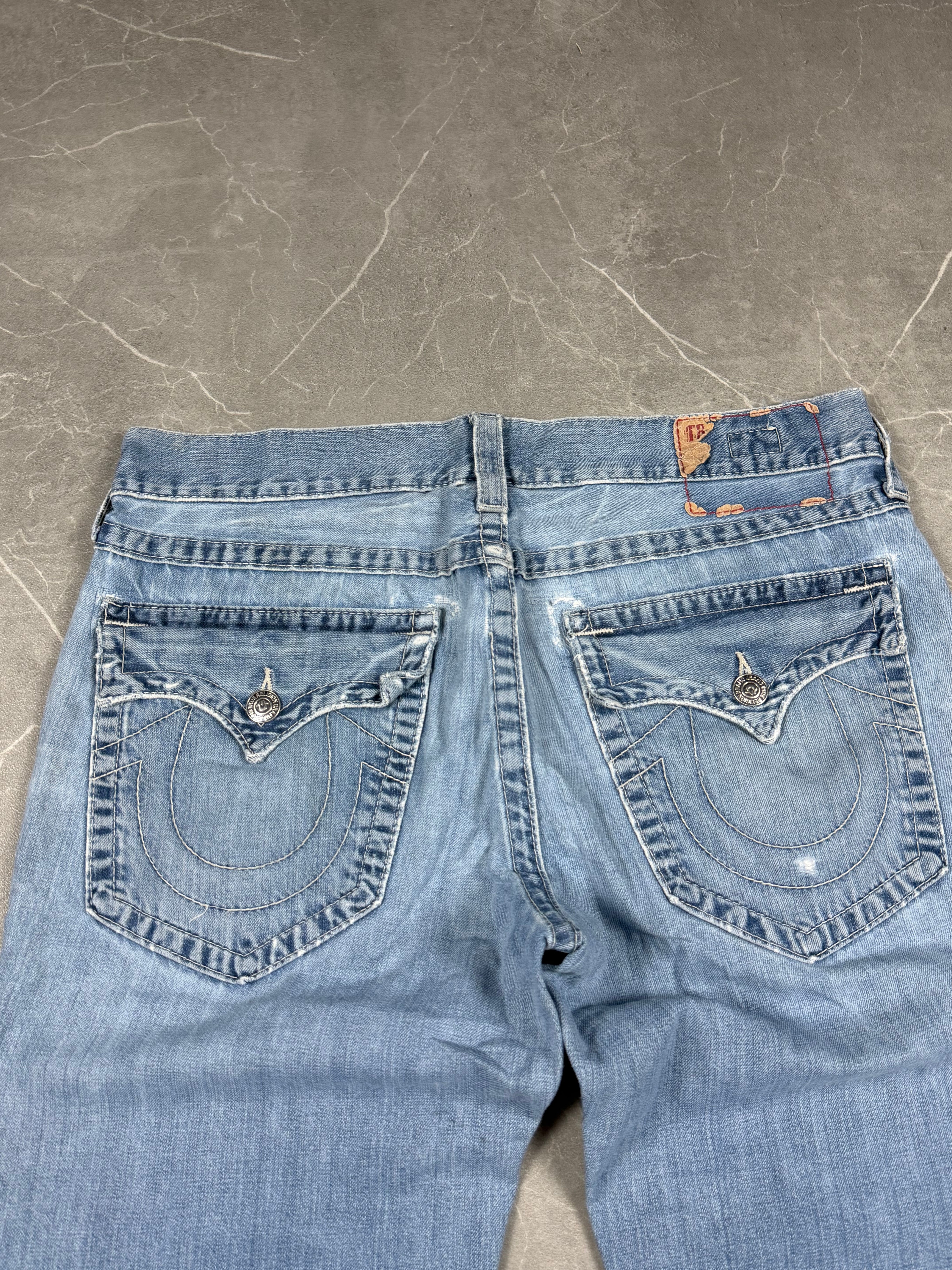 True Religion Bootcut Jeans (M)