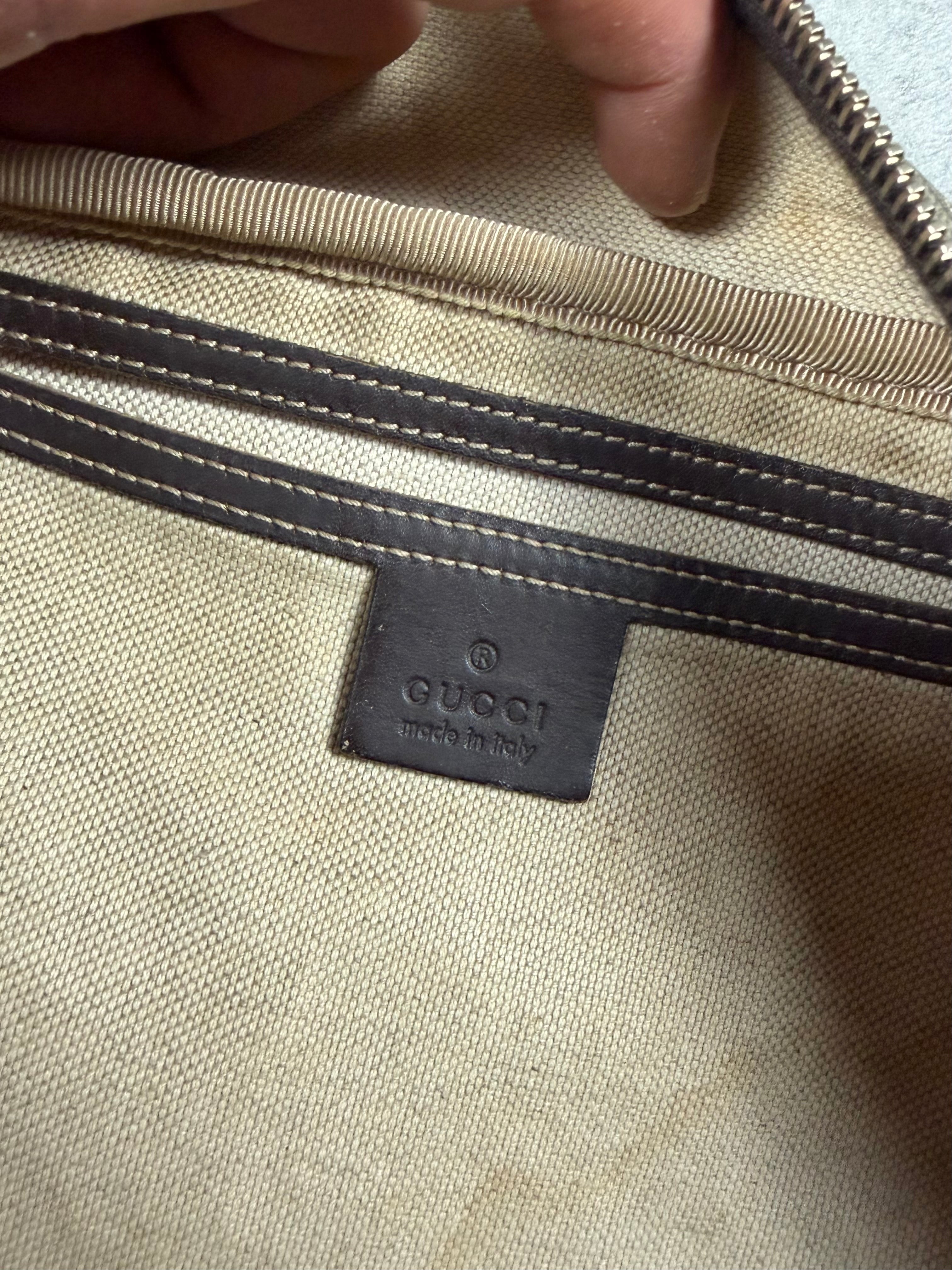 Vintage Gucci GG Supreme Messenger Bag