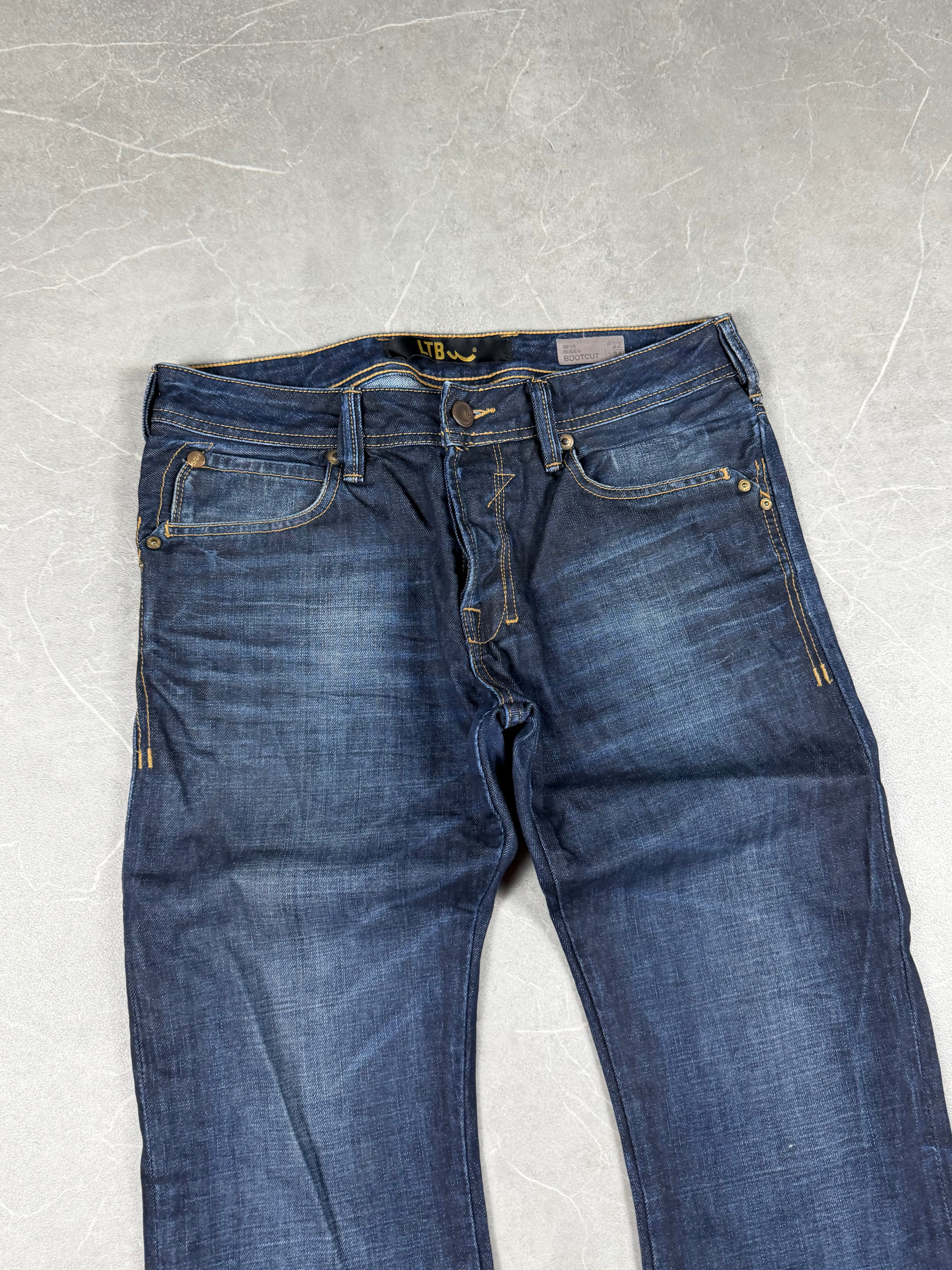 Vintage Washed Bootcut Jeans (S)