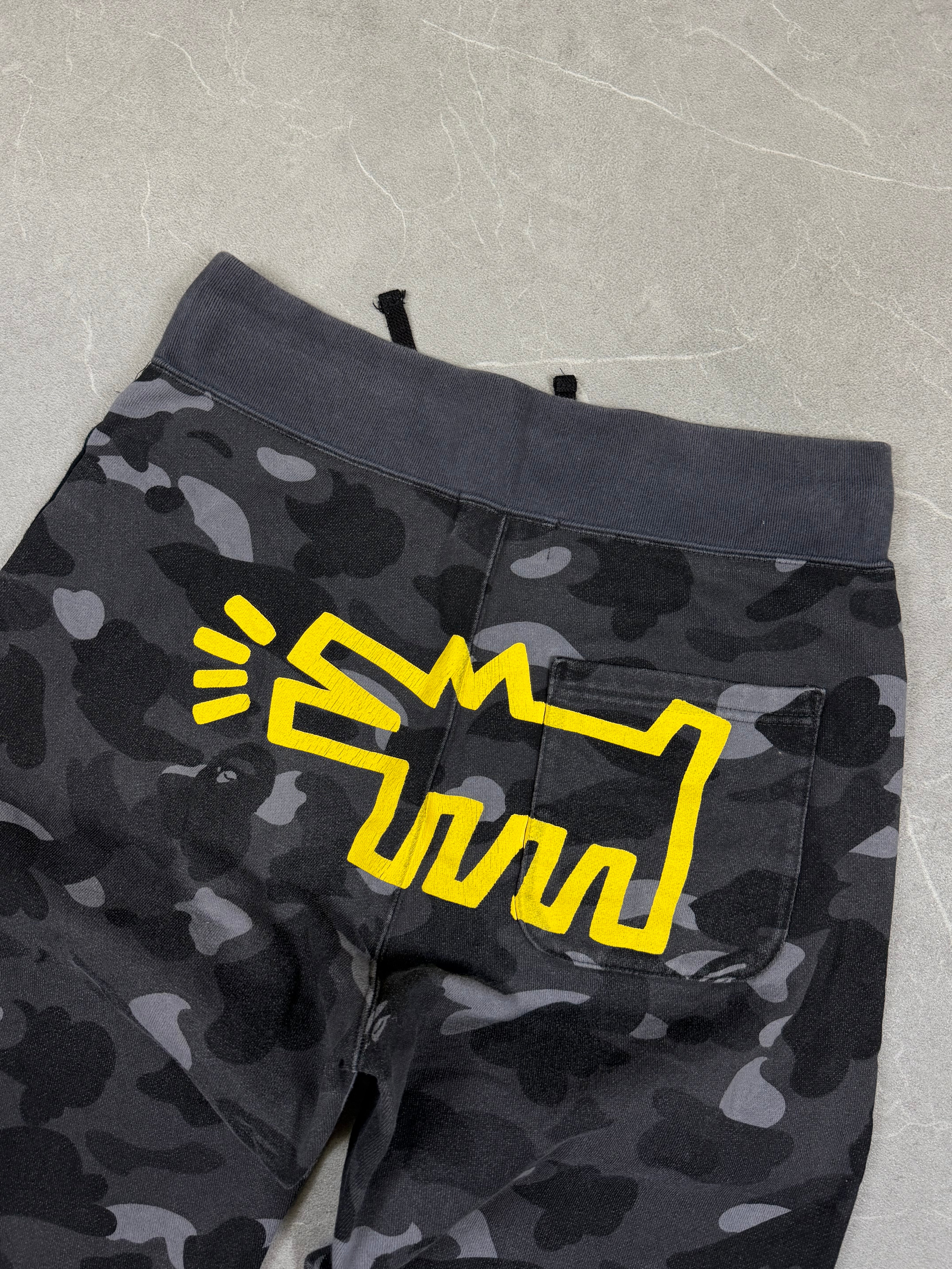 Bape x Keith Haring Camo Jogger open leg (XS-S)