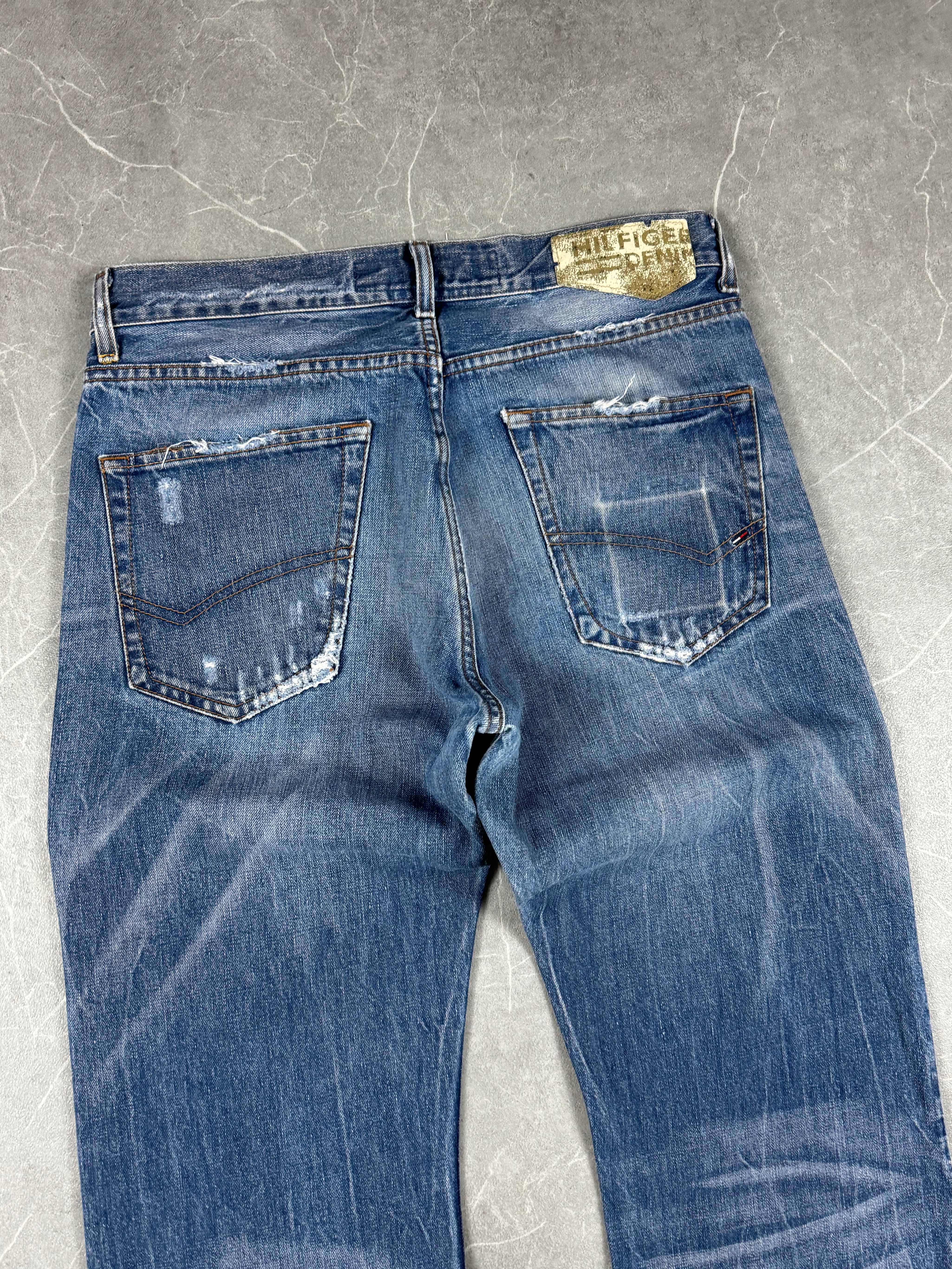 Hilfiger Washed/Bootcut Jeans (M-L)