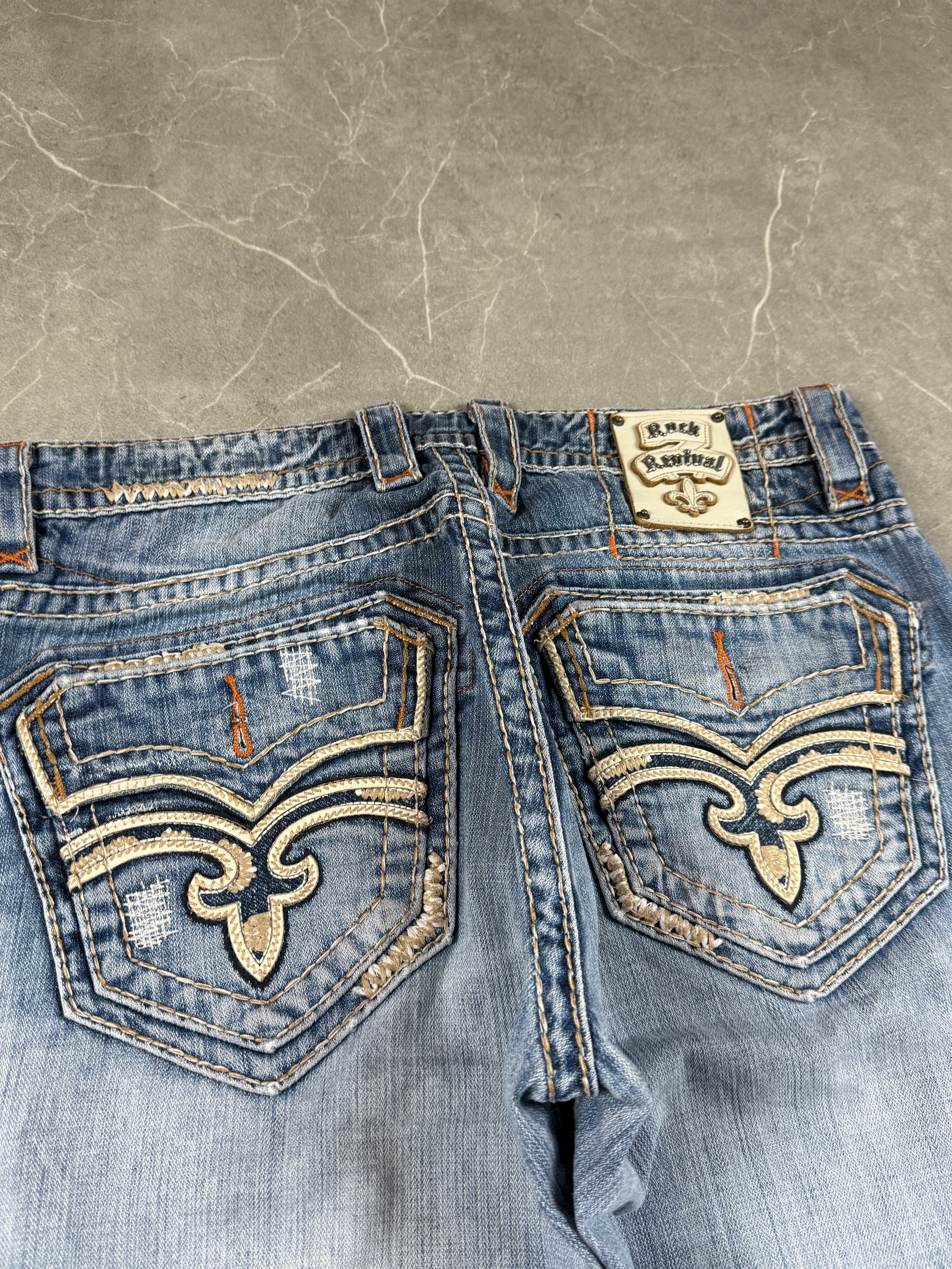 Rock Revival Jeans (M)