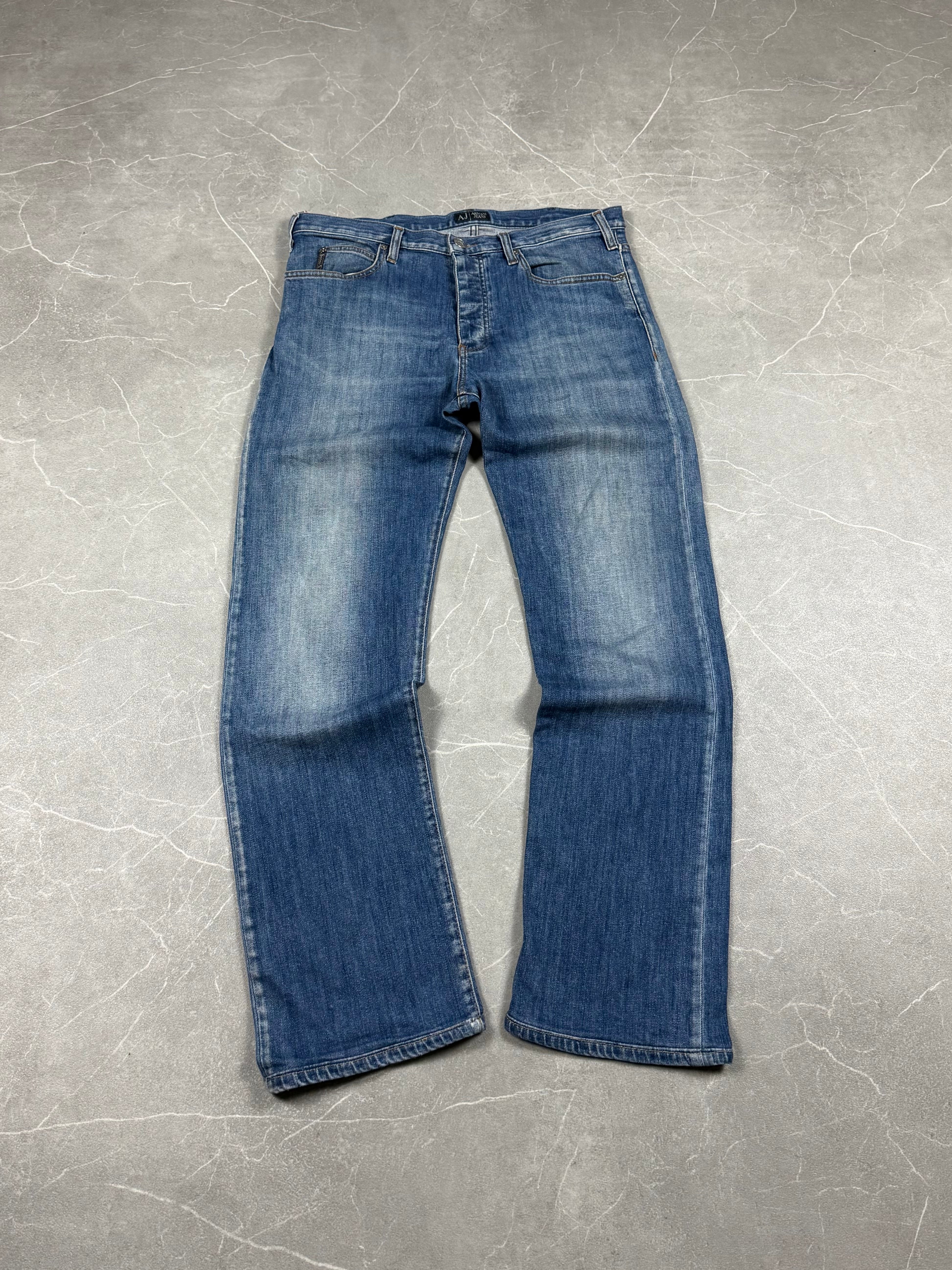 Armani straight-fit jeans (S)