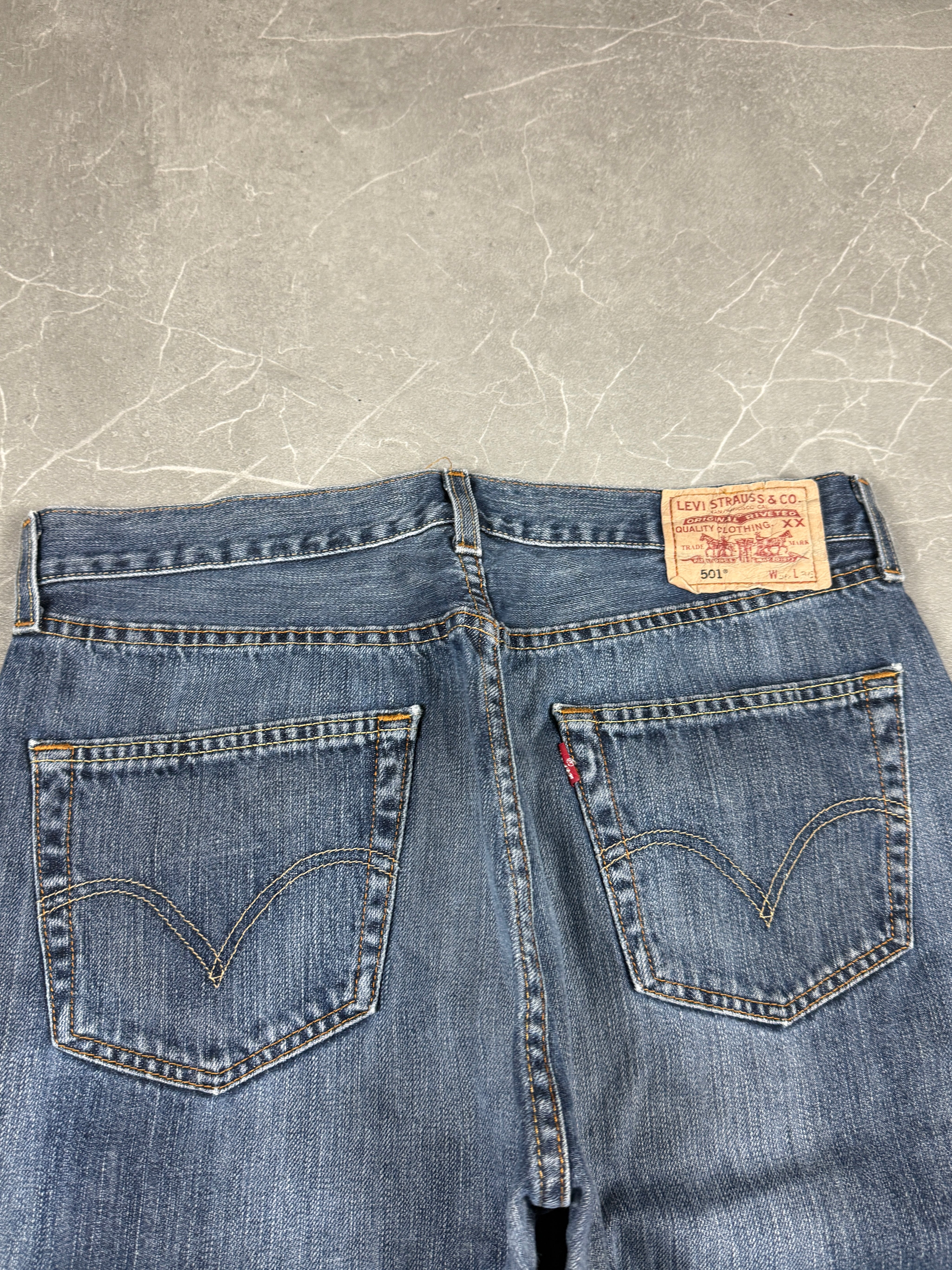 Levis 501 Jeans (L)