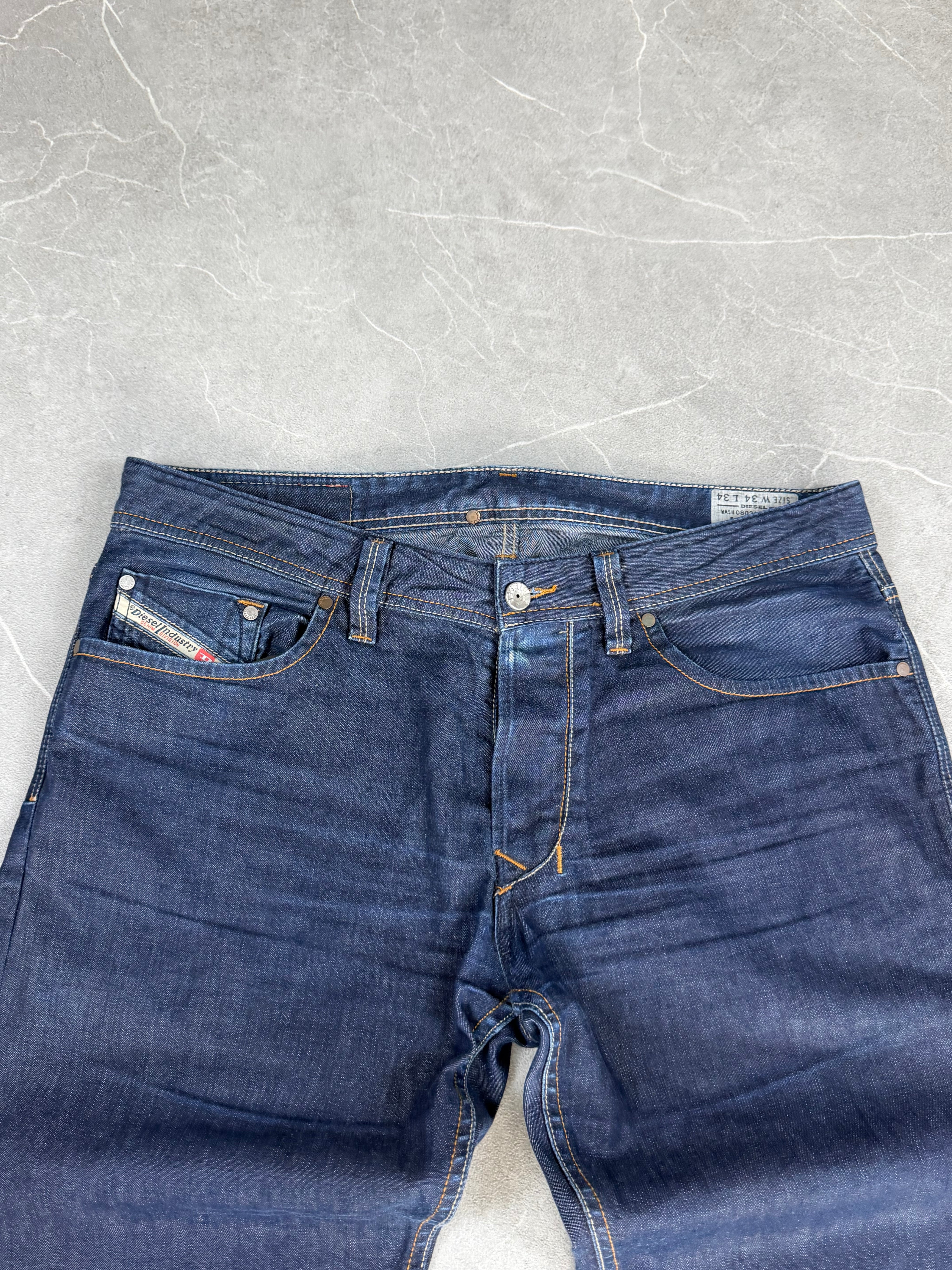 Diesel Vintage Straight Fit Jeans (L)