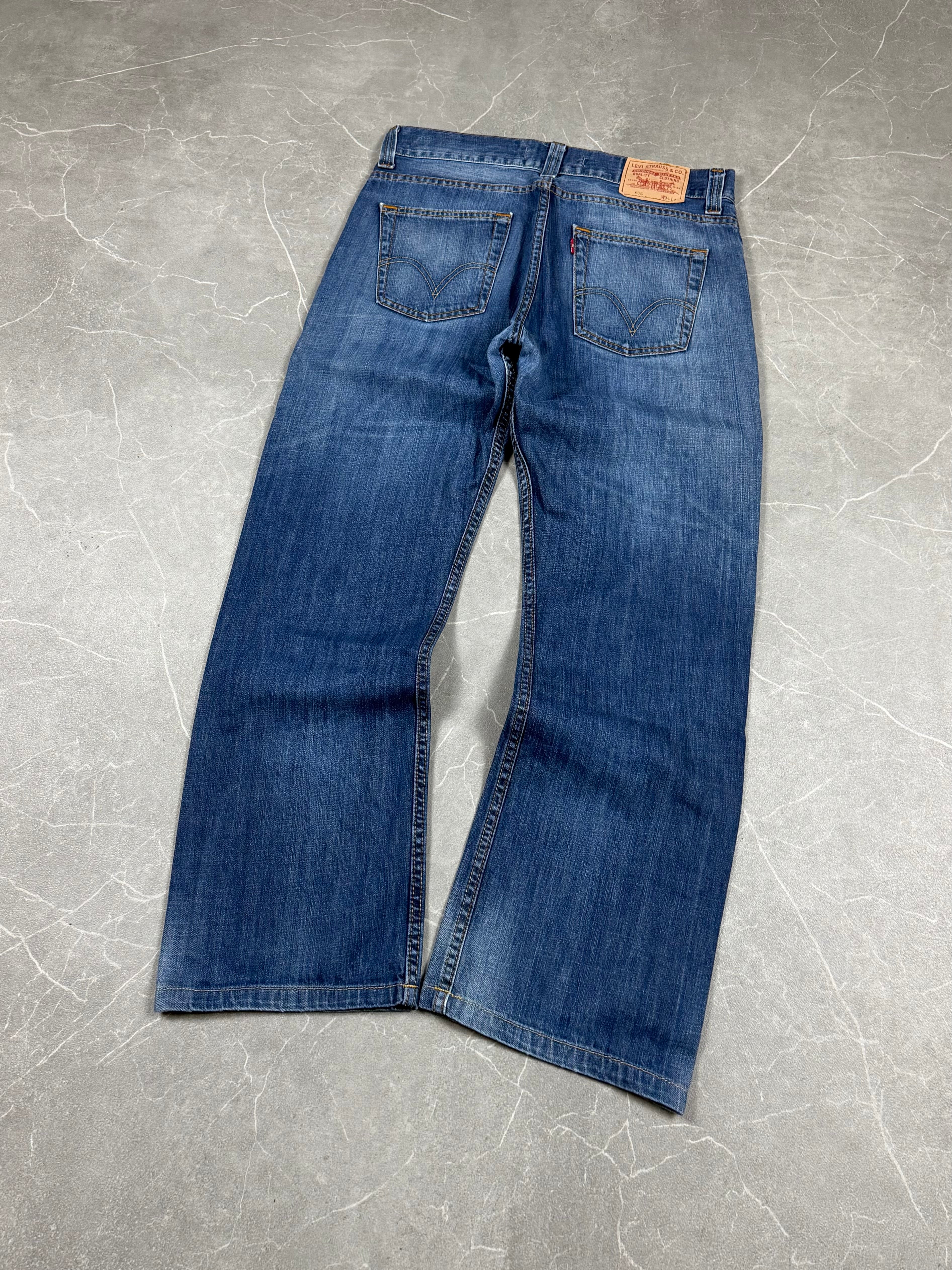 Levi's Bootcut Jeans (S)