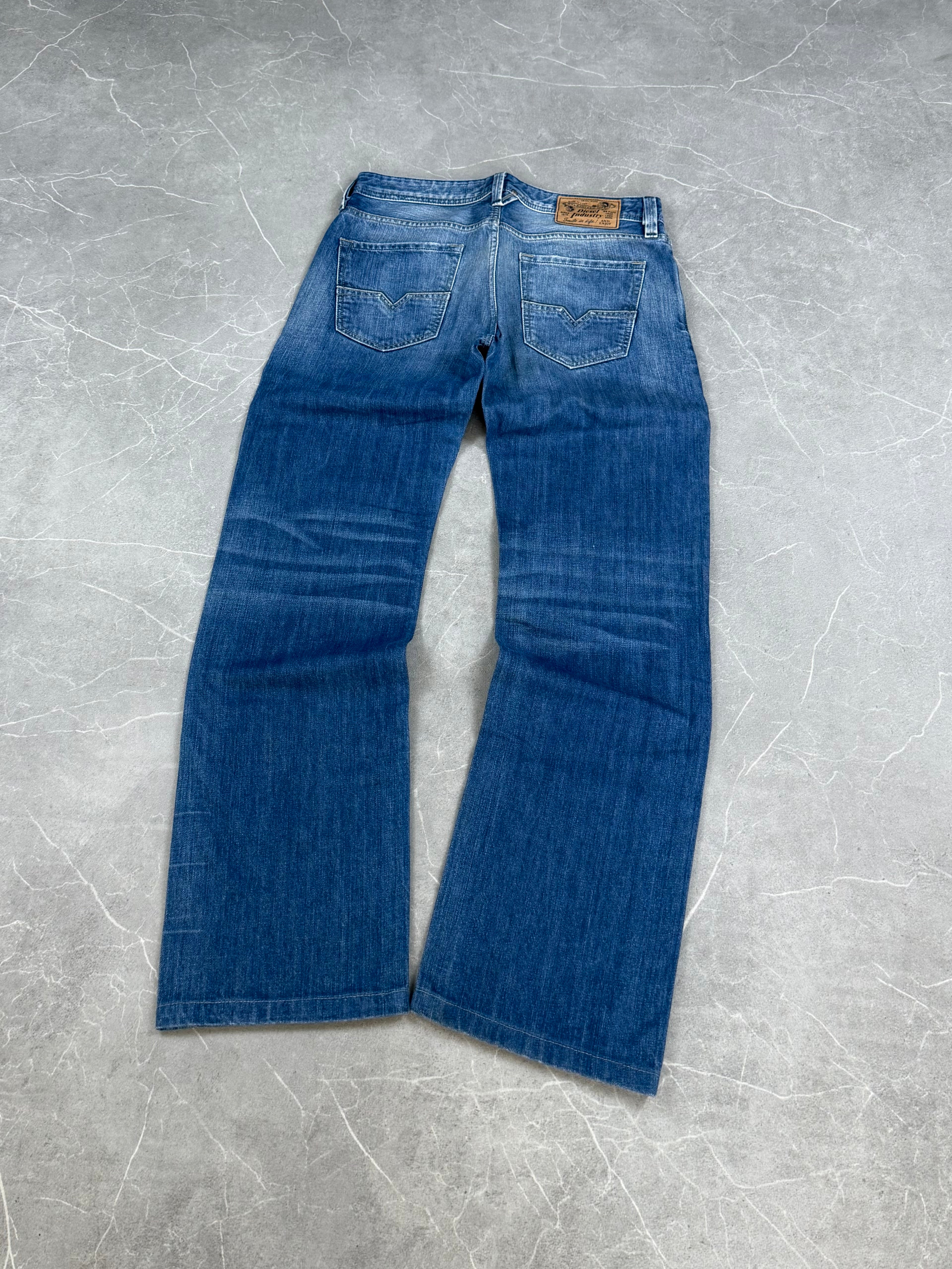 Diesel washed Straightfit Jeans (XS-S)