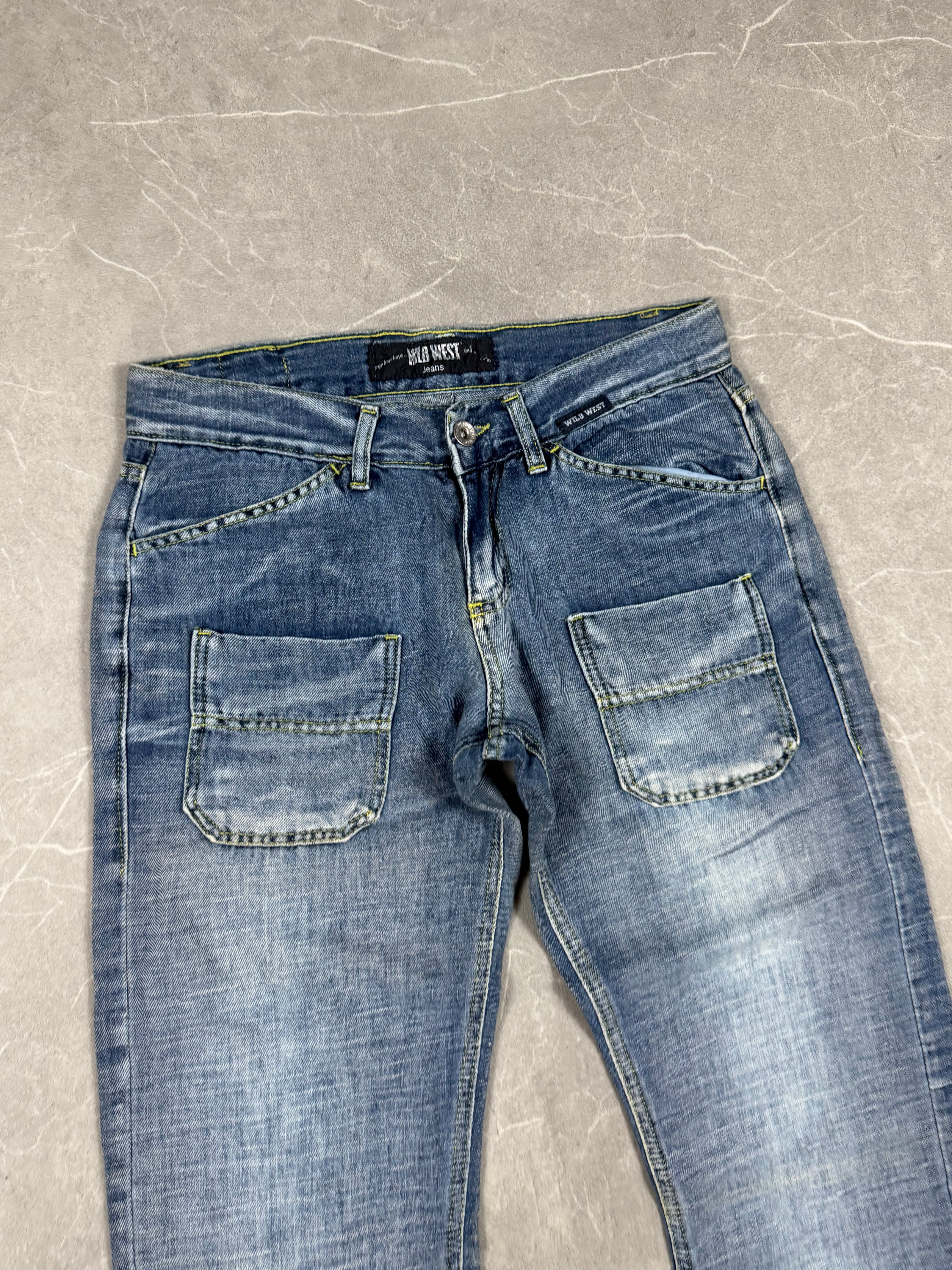 Vintage Stretched Bootcut Jeans (S-M)