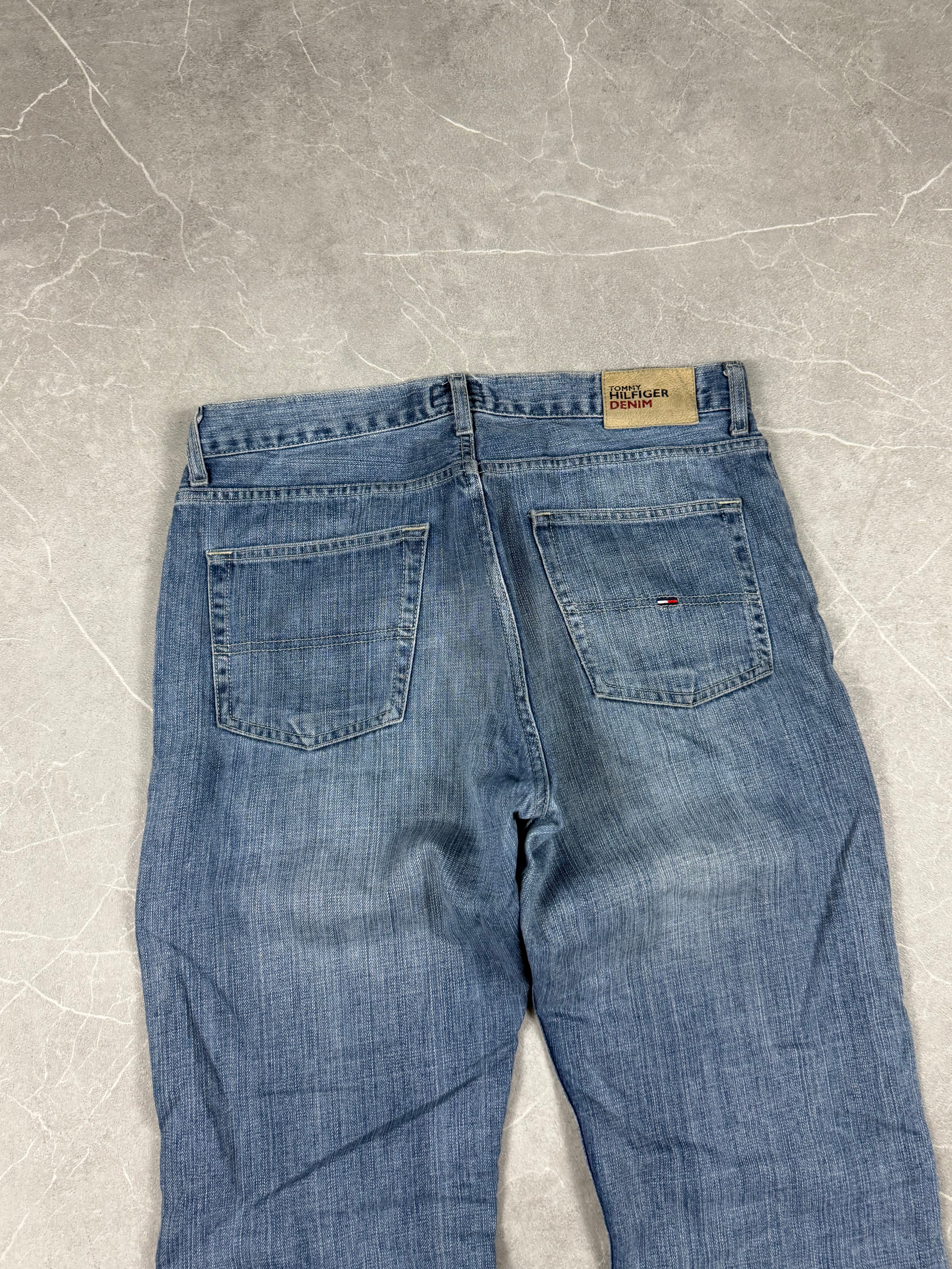 Vintage Bootcut Jeans *Hilfiger (M-L)