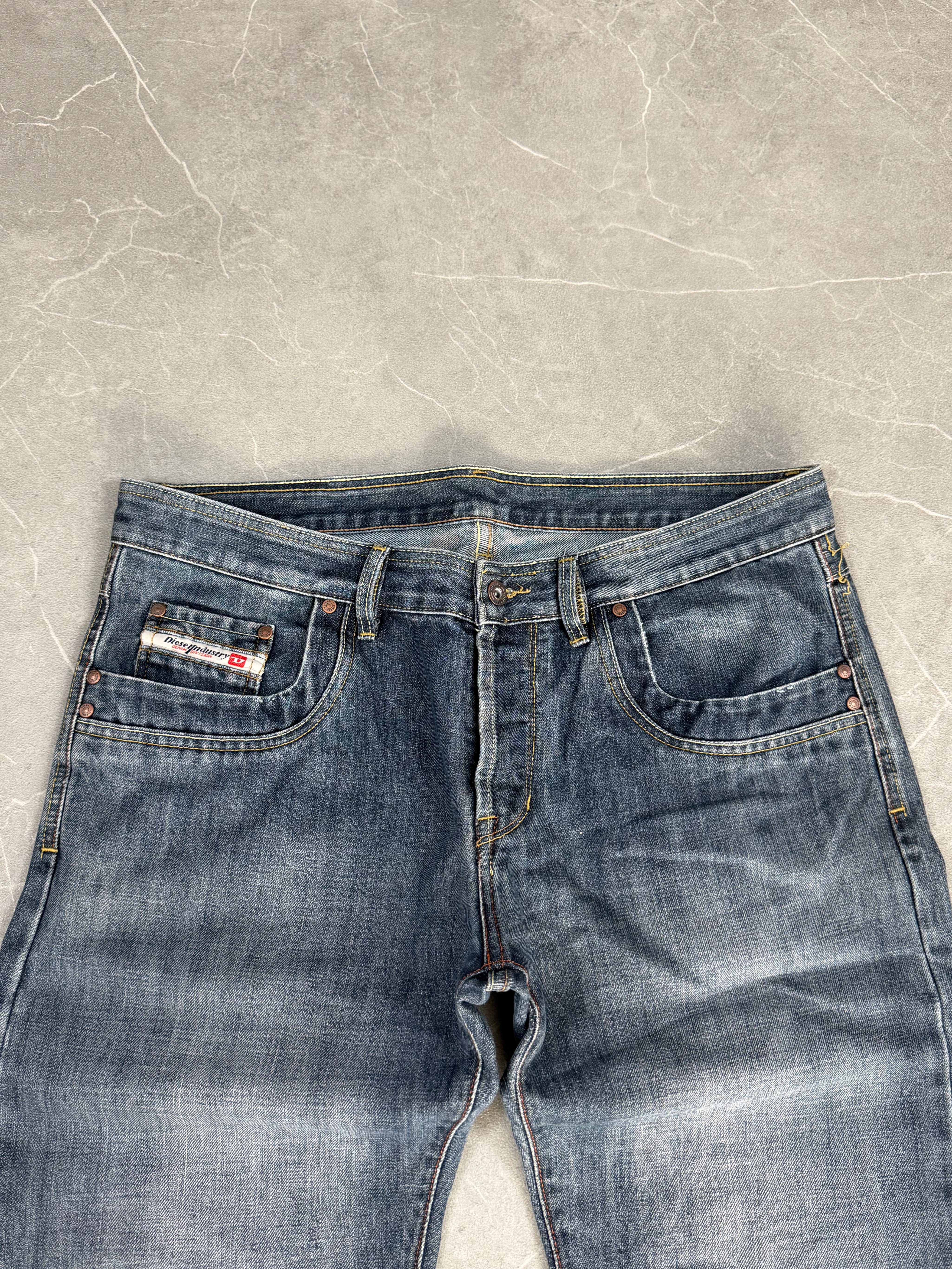 Diesel Vintage Bootcut Jeans (M)