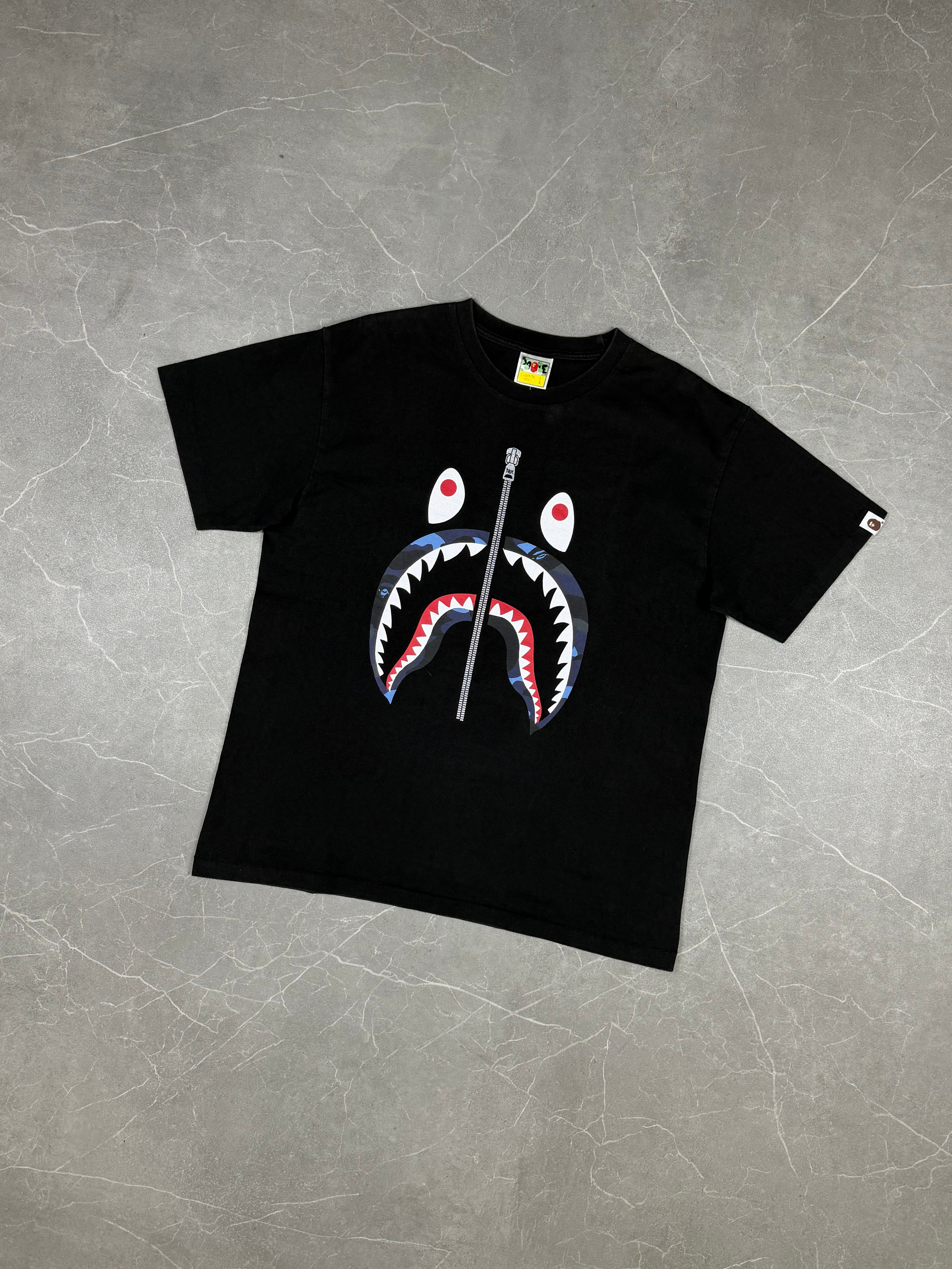 Bape camo Shark Tee (L)