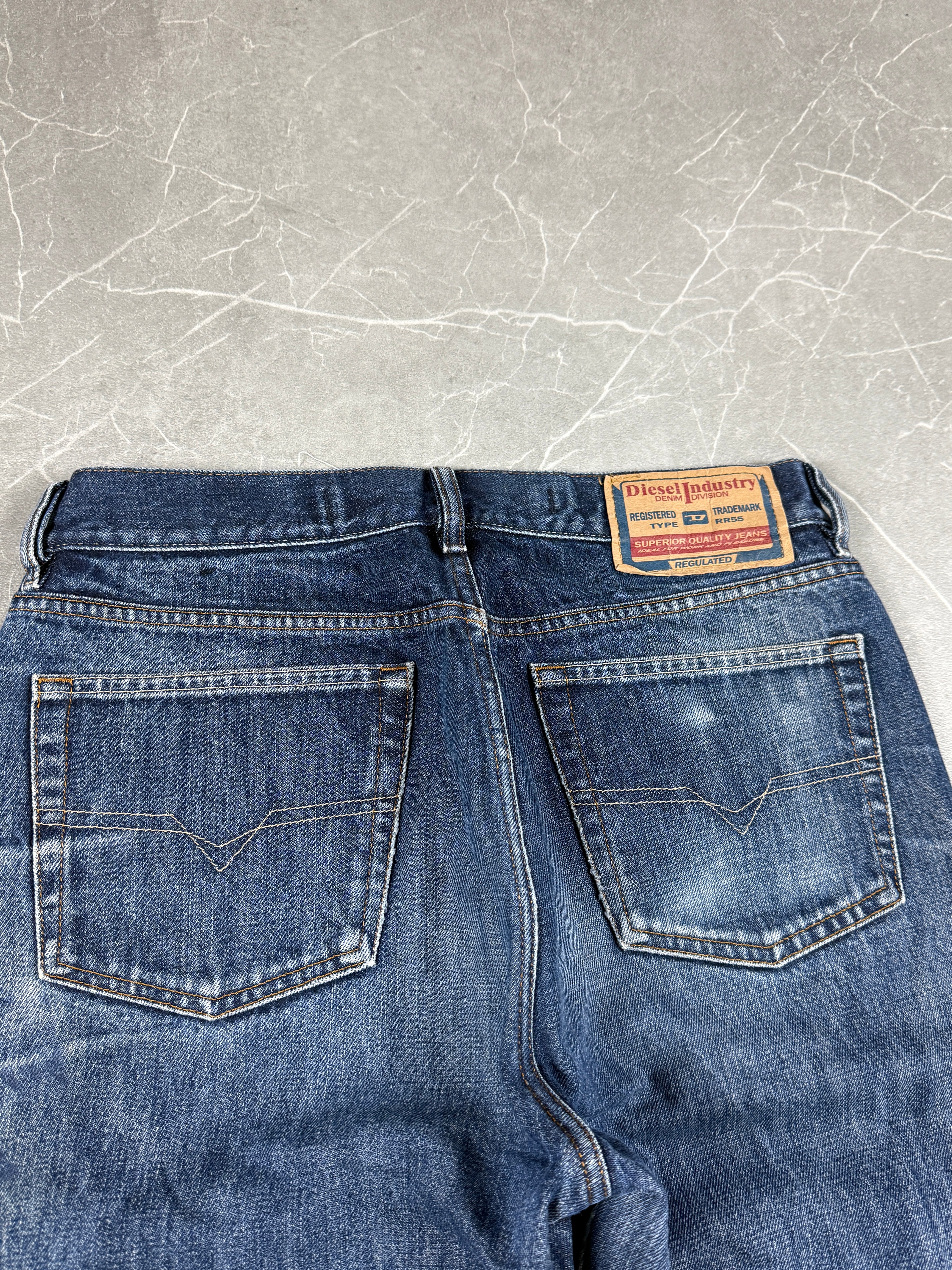 Diesel washed jeans (M)