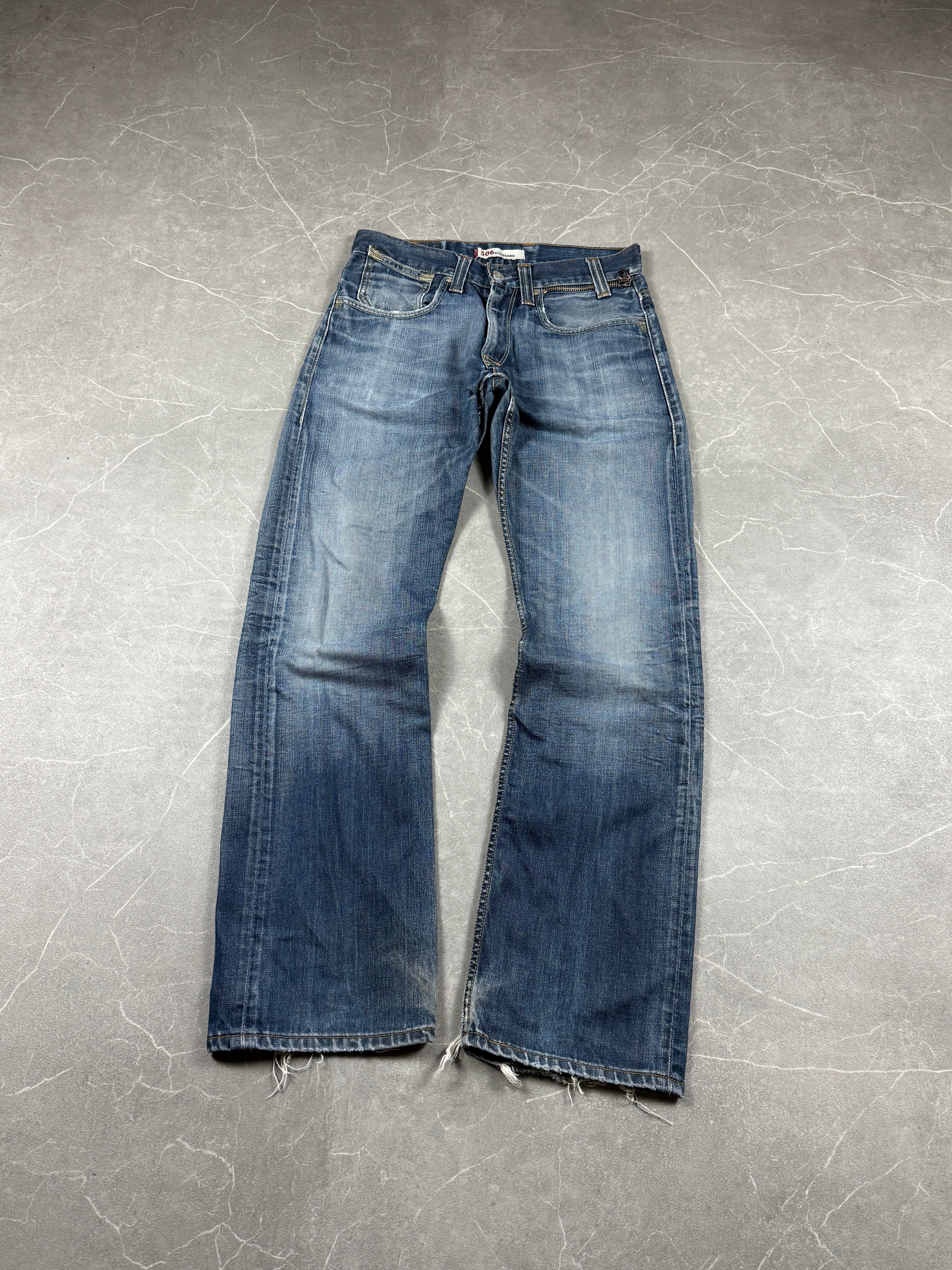 Levi's washed jeans (M)