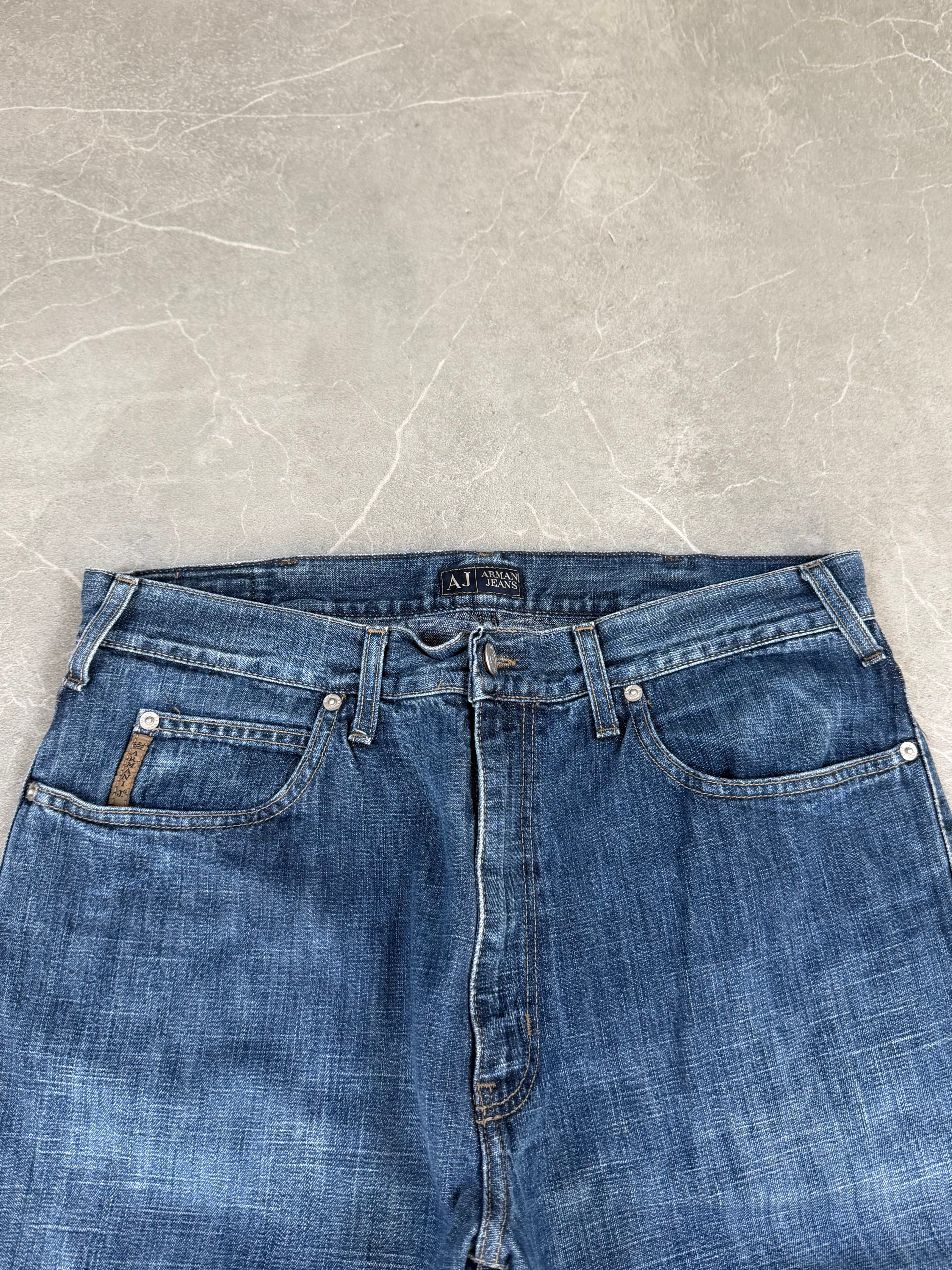 Armani Straight fit Jeans (L)