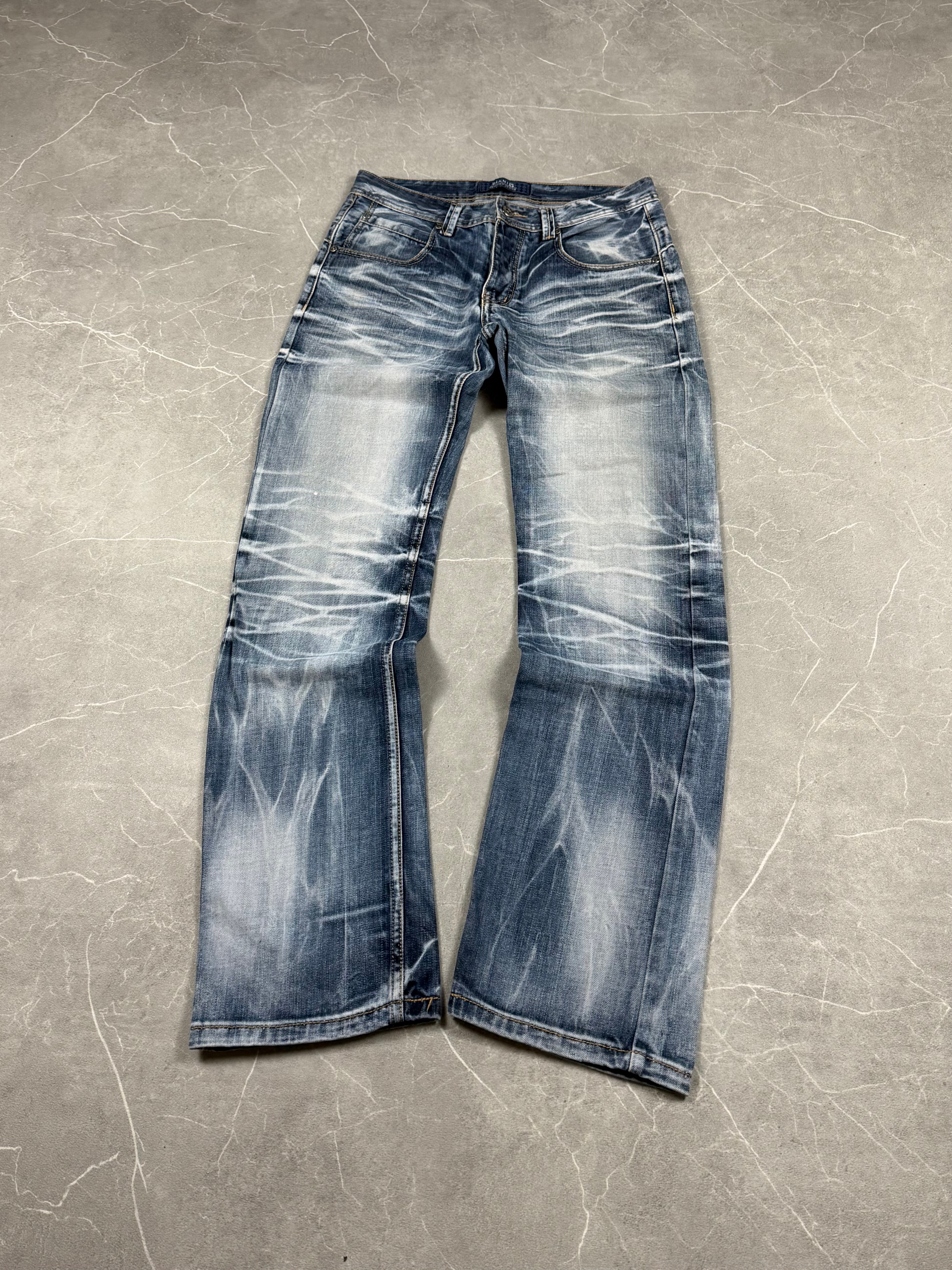 Viral Ultra Washed Jeans (S-M)