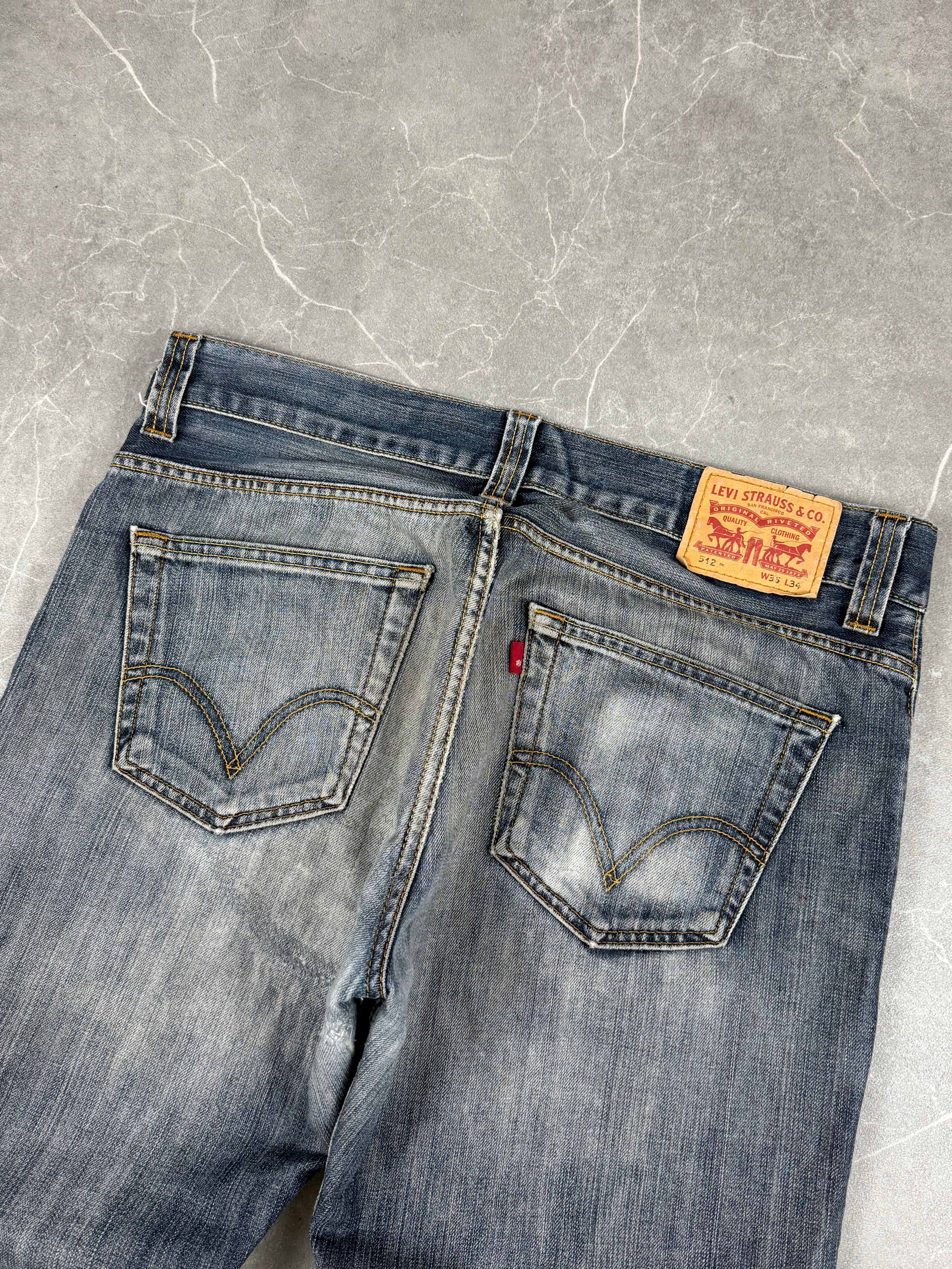Levi's Bootcut Jeans (L-XL)