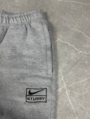 Nike x Stüssy cuffed Jogger (S)