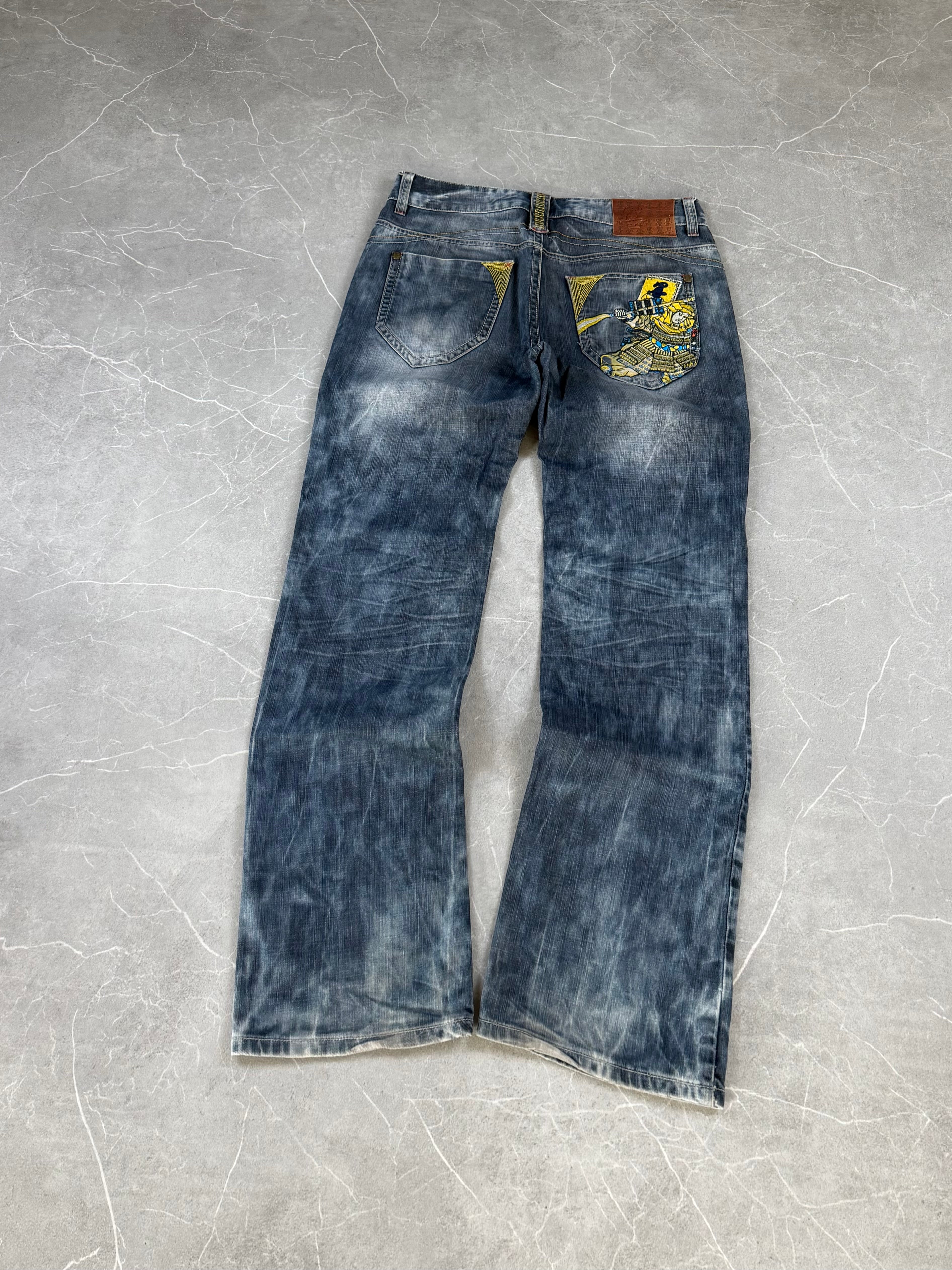 Vintage Embroidered Washed Jeans (S-M)