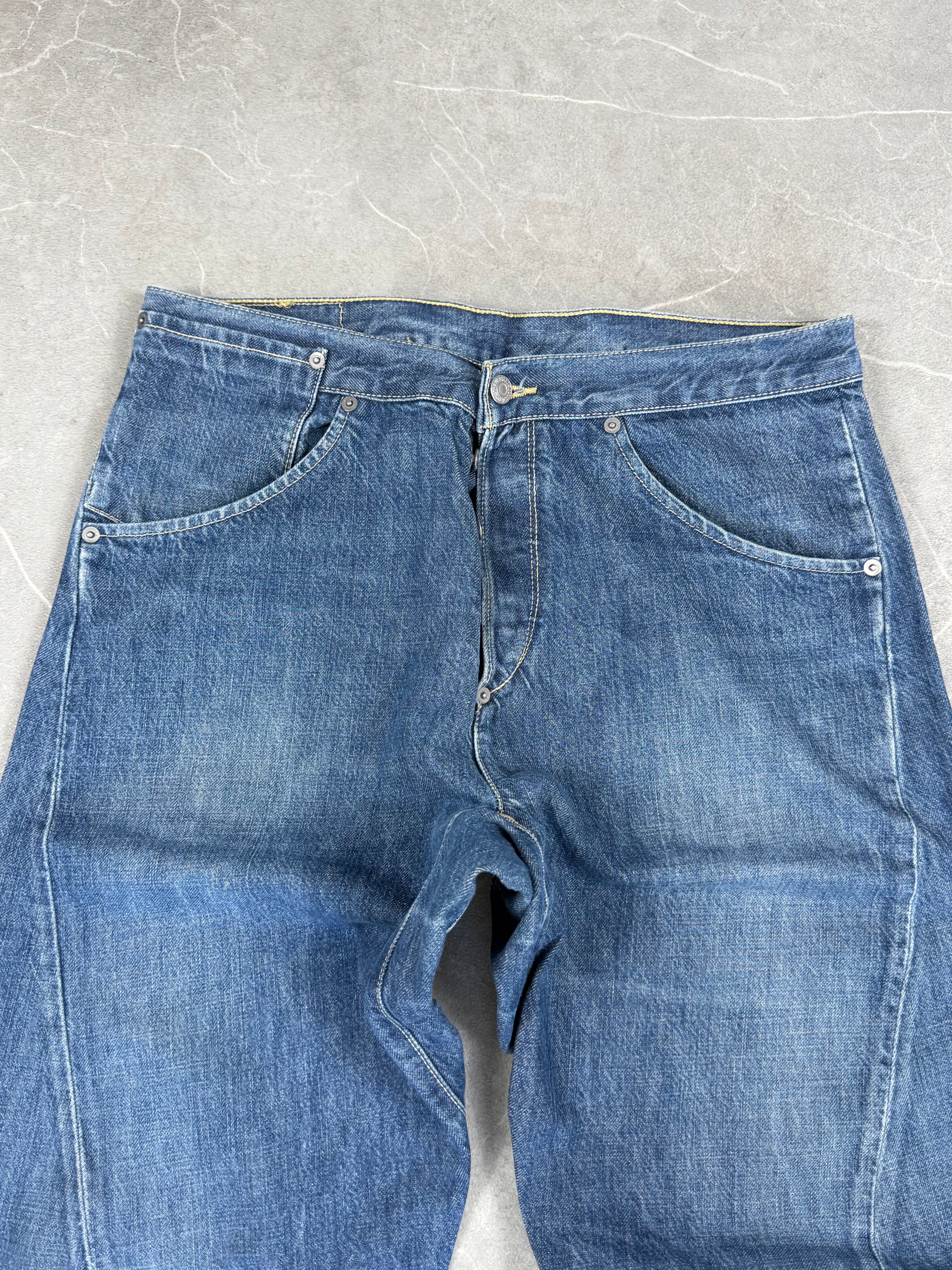 Levi’s Baggy Jeans (S-M)