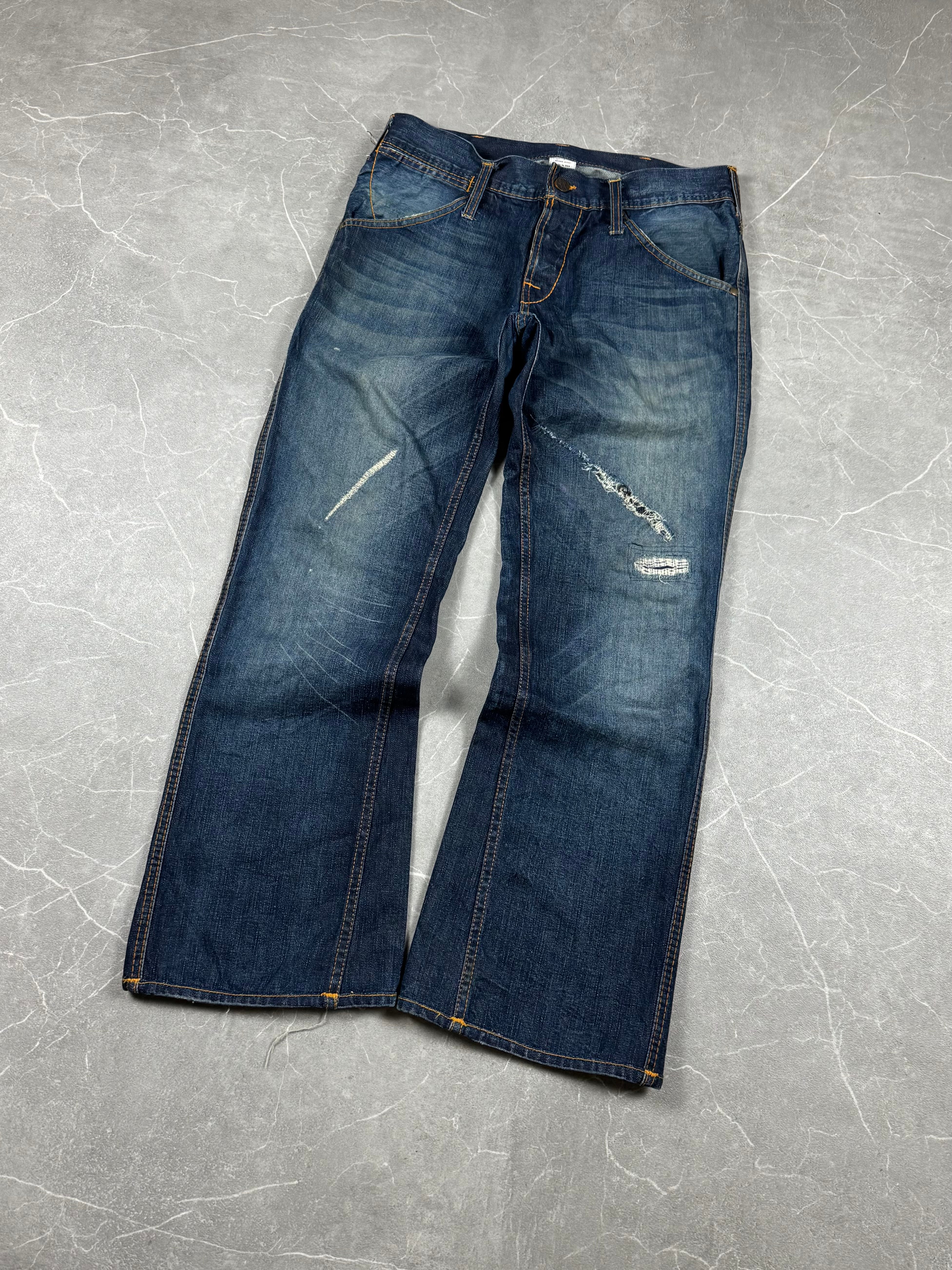 True Religion bootcut Jeans (S-M)