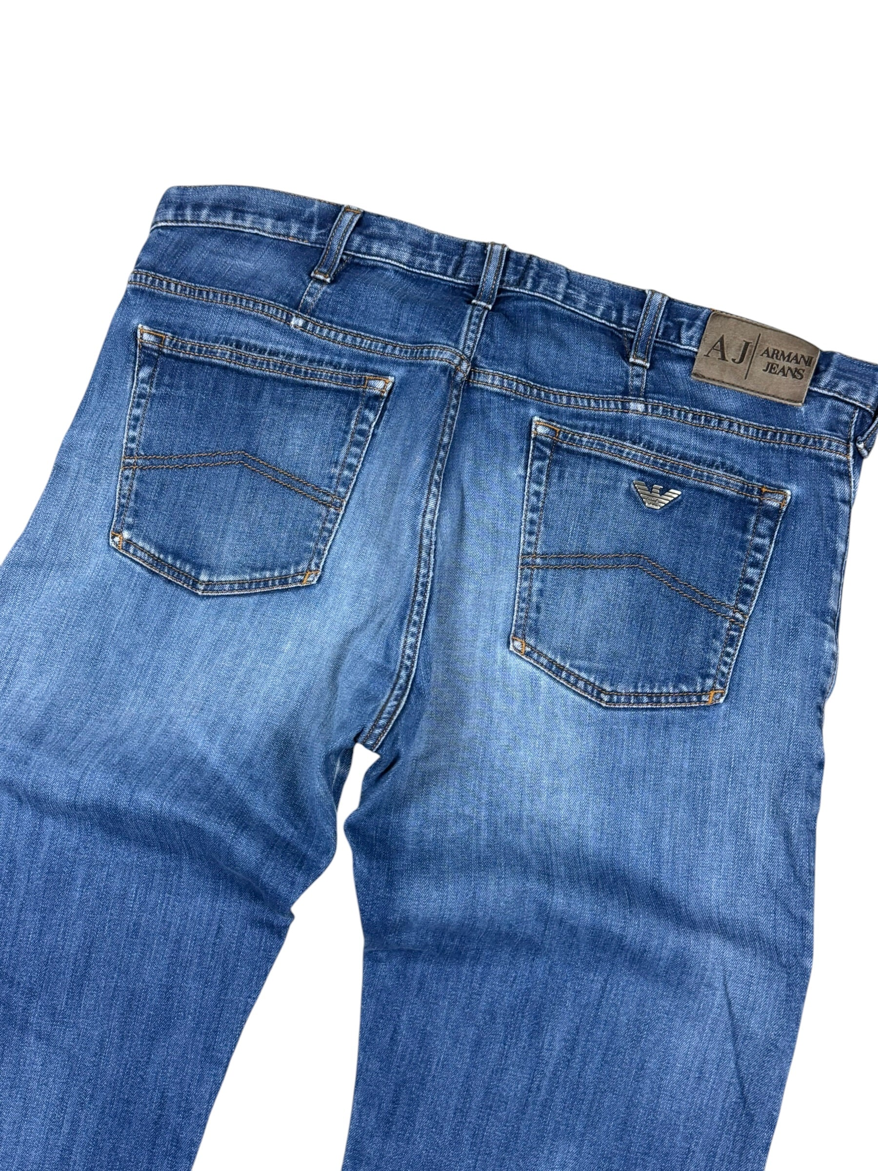 Armani Straight-Fit Jeans (M-L)