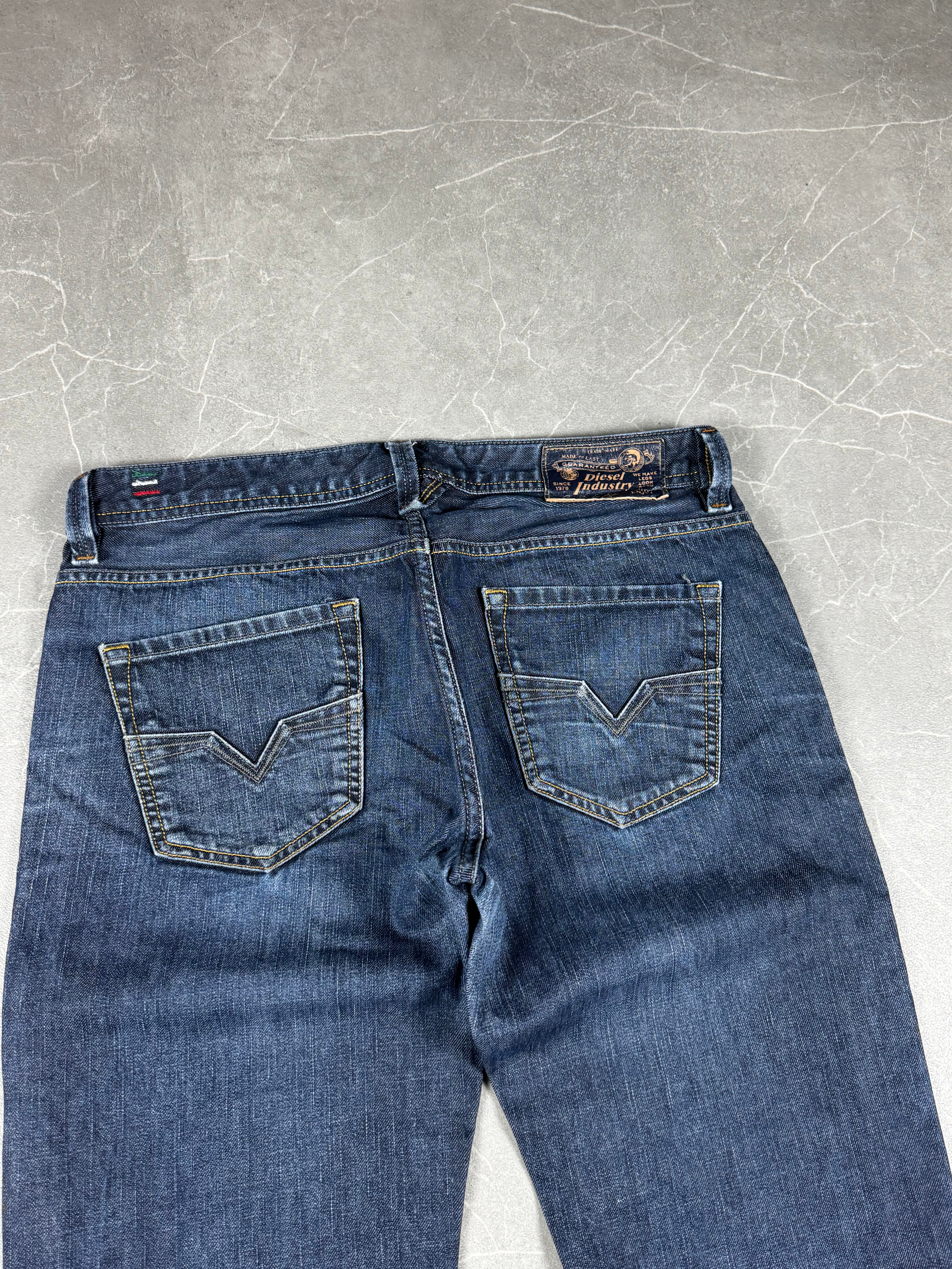 Diesel Bootcut Jeans (S)