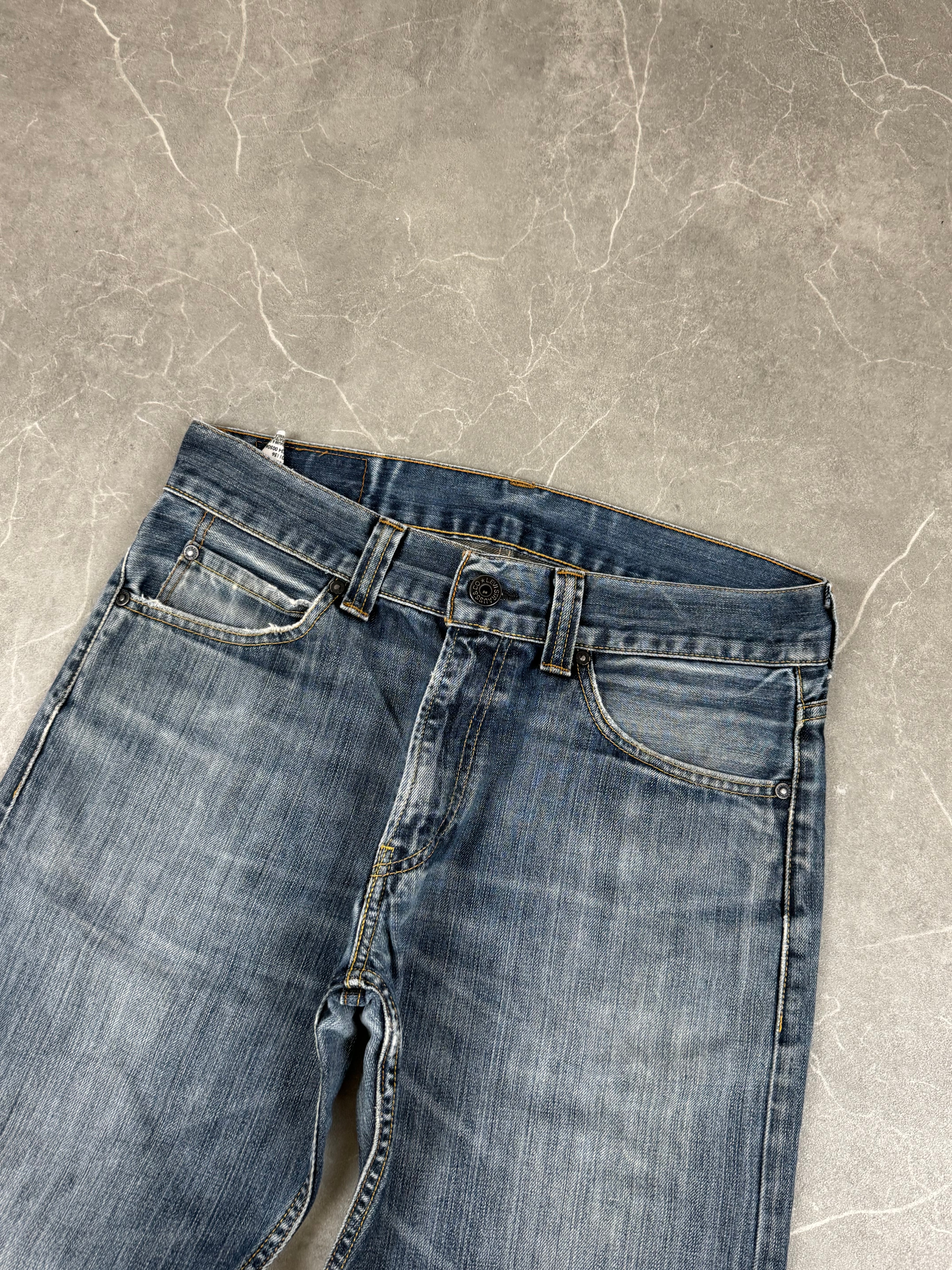 Levi's Straight Jeans (M)