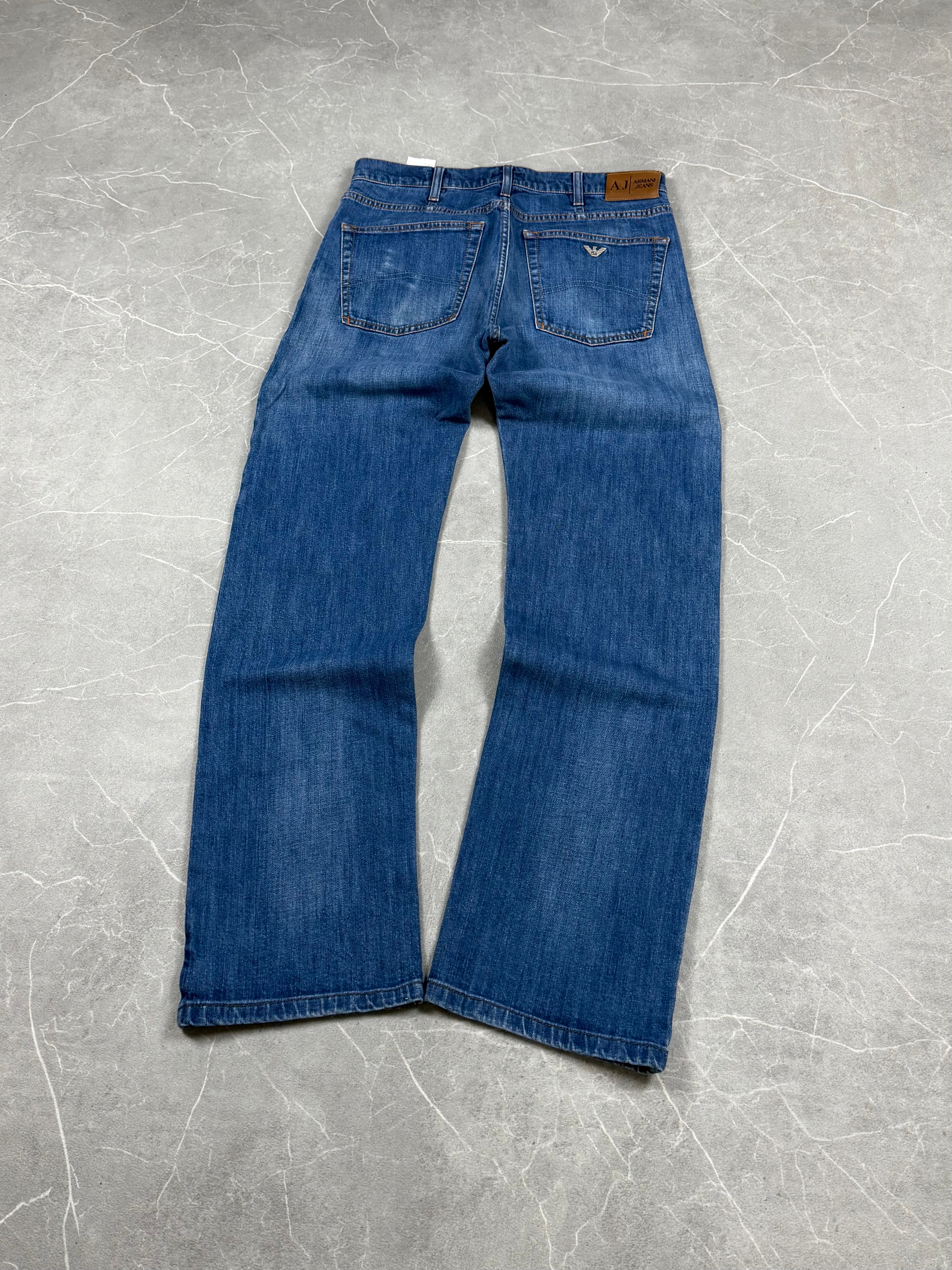 Armani straight-fit jeans (S)