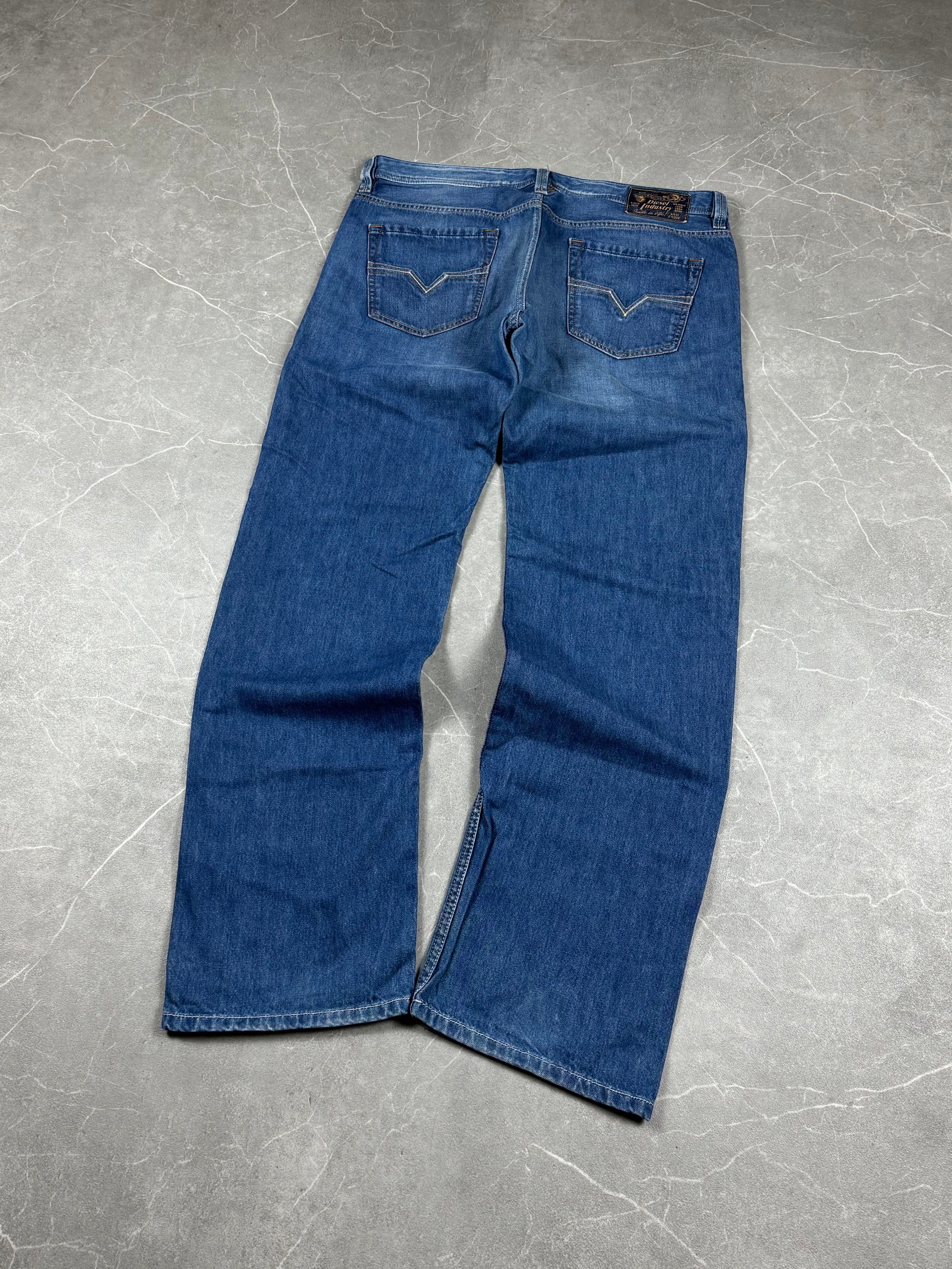 Diesel Bootcut Jeans (L)
