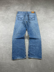 Levis Jeans (M-L)