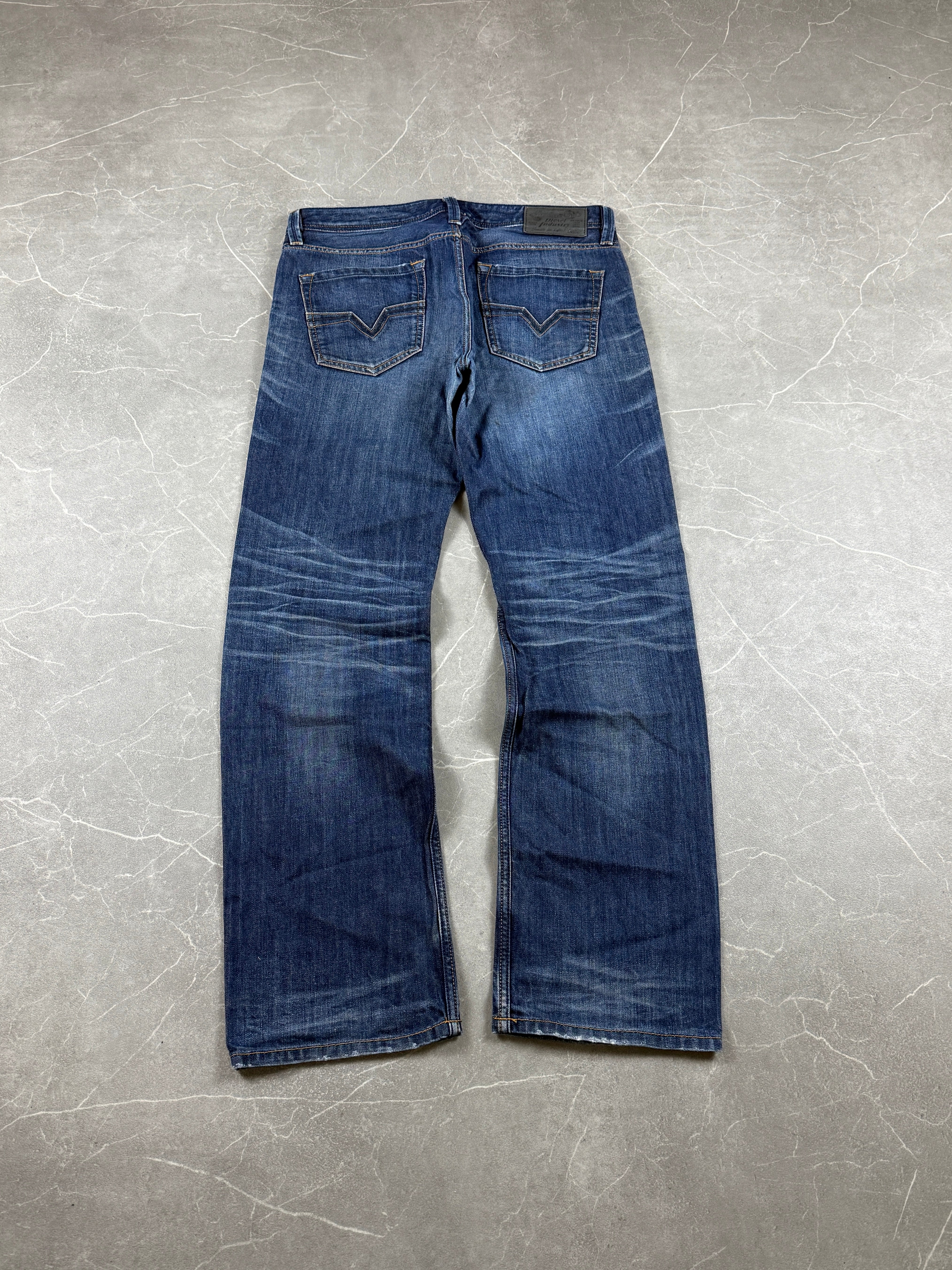 Diesel washed jeans (M)