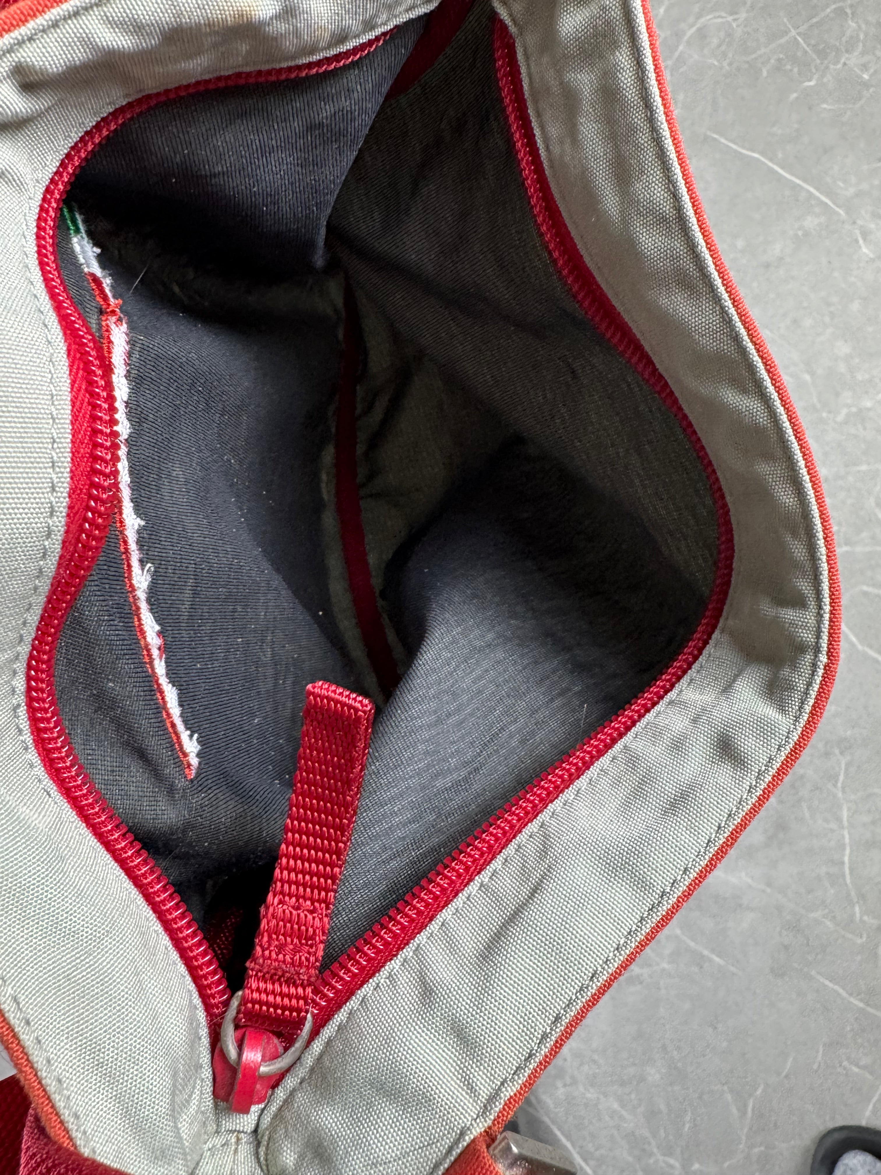 Prada Tasche "Luna Rossa"