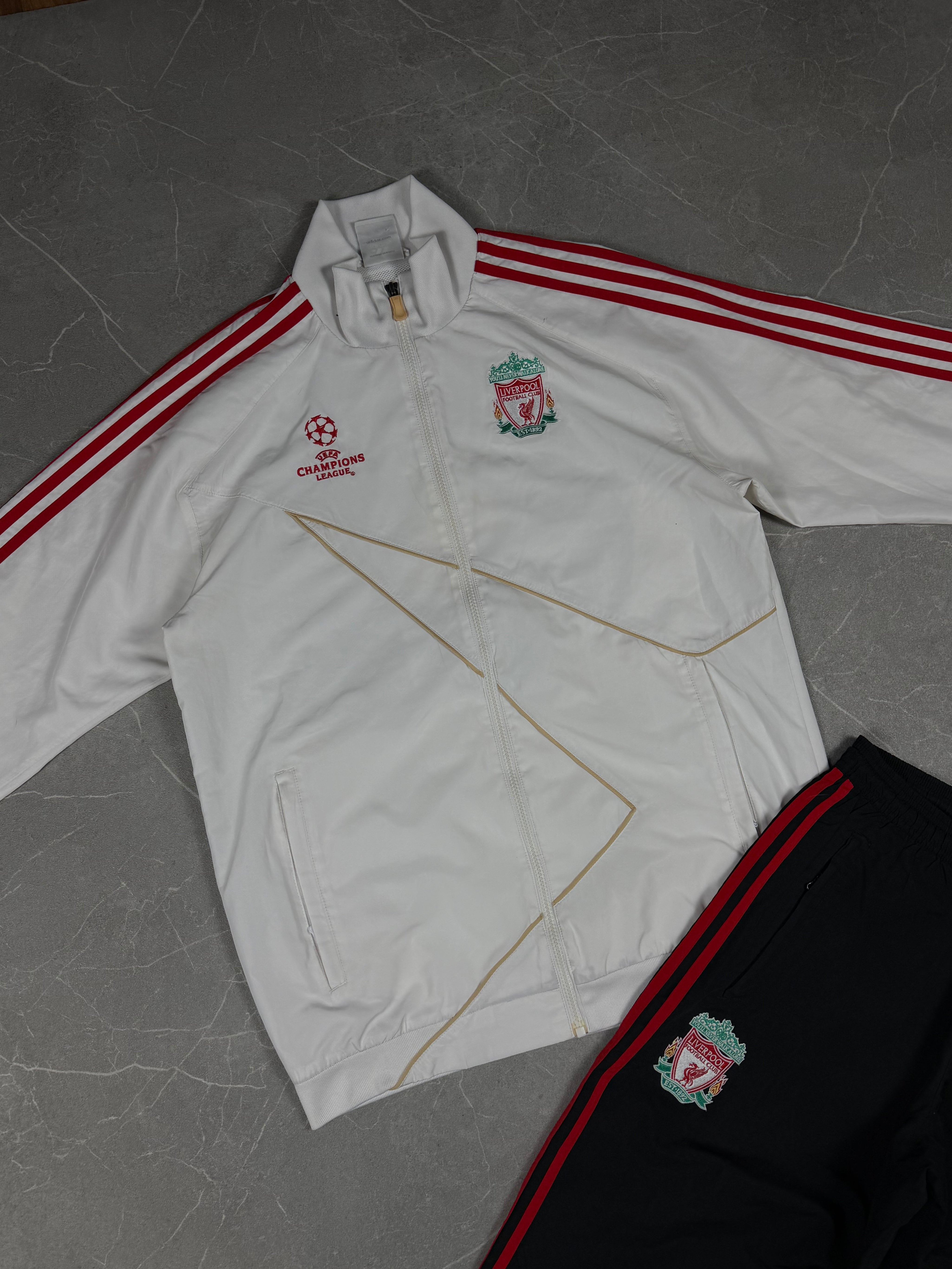 Adidas Liverpool Tracksuit (L)
