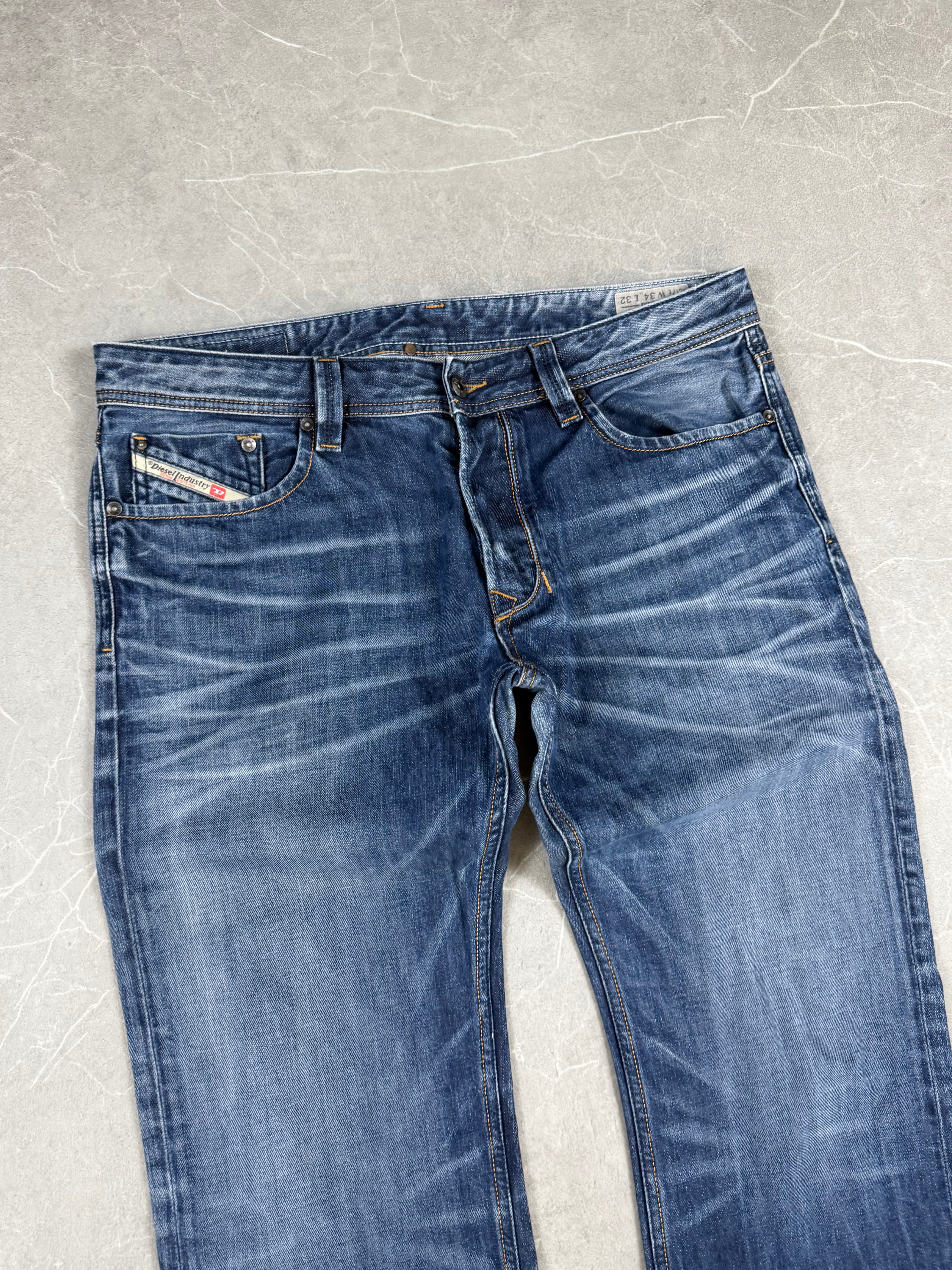 Diesel washed Straight Jeans (S-M)