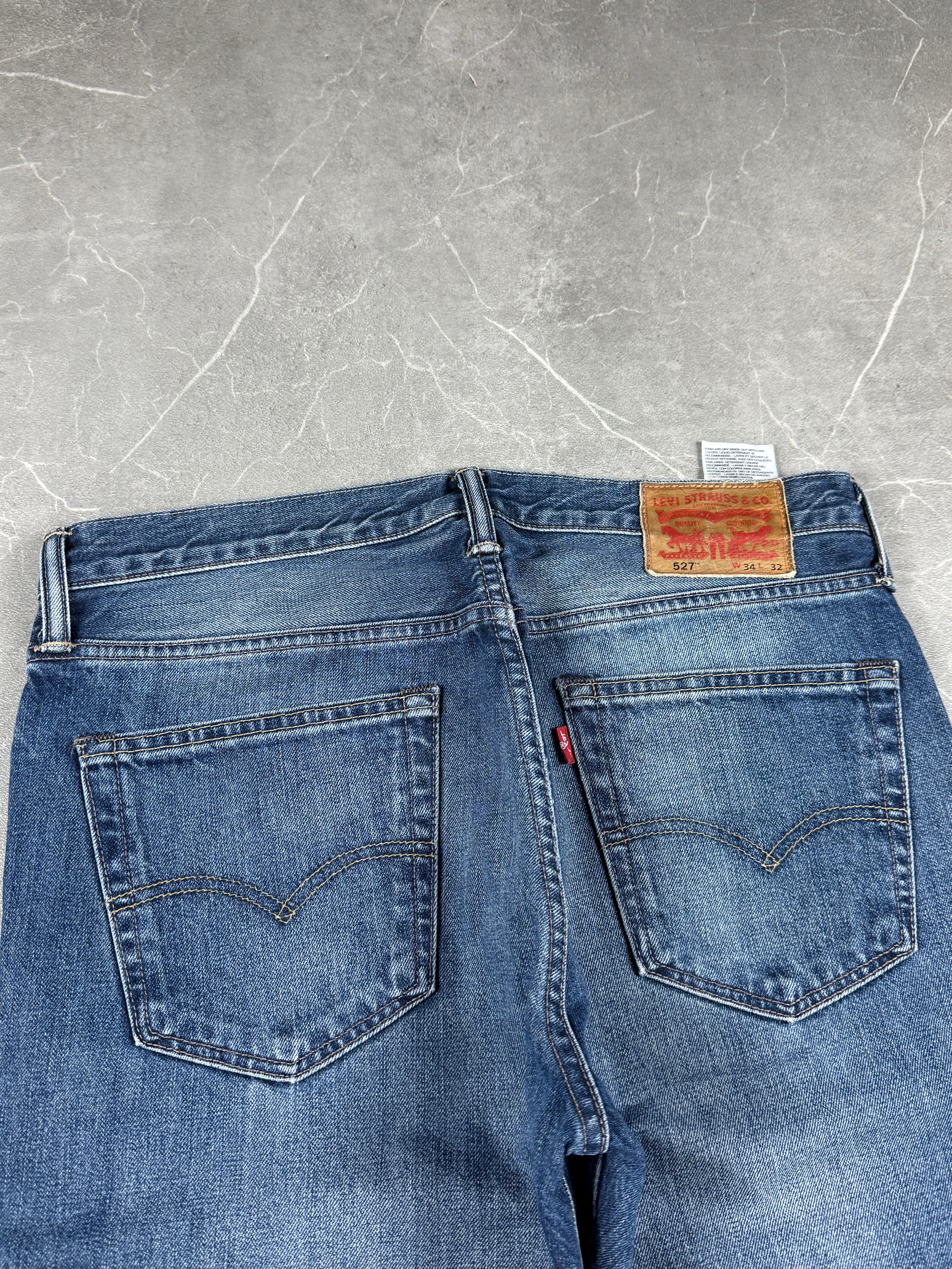 Levi's Bootcut Jeans (M)