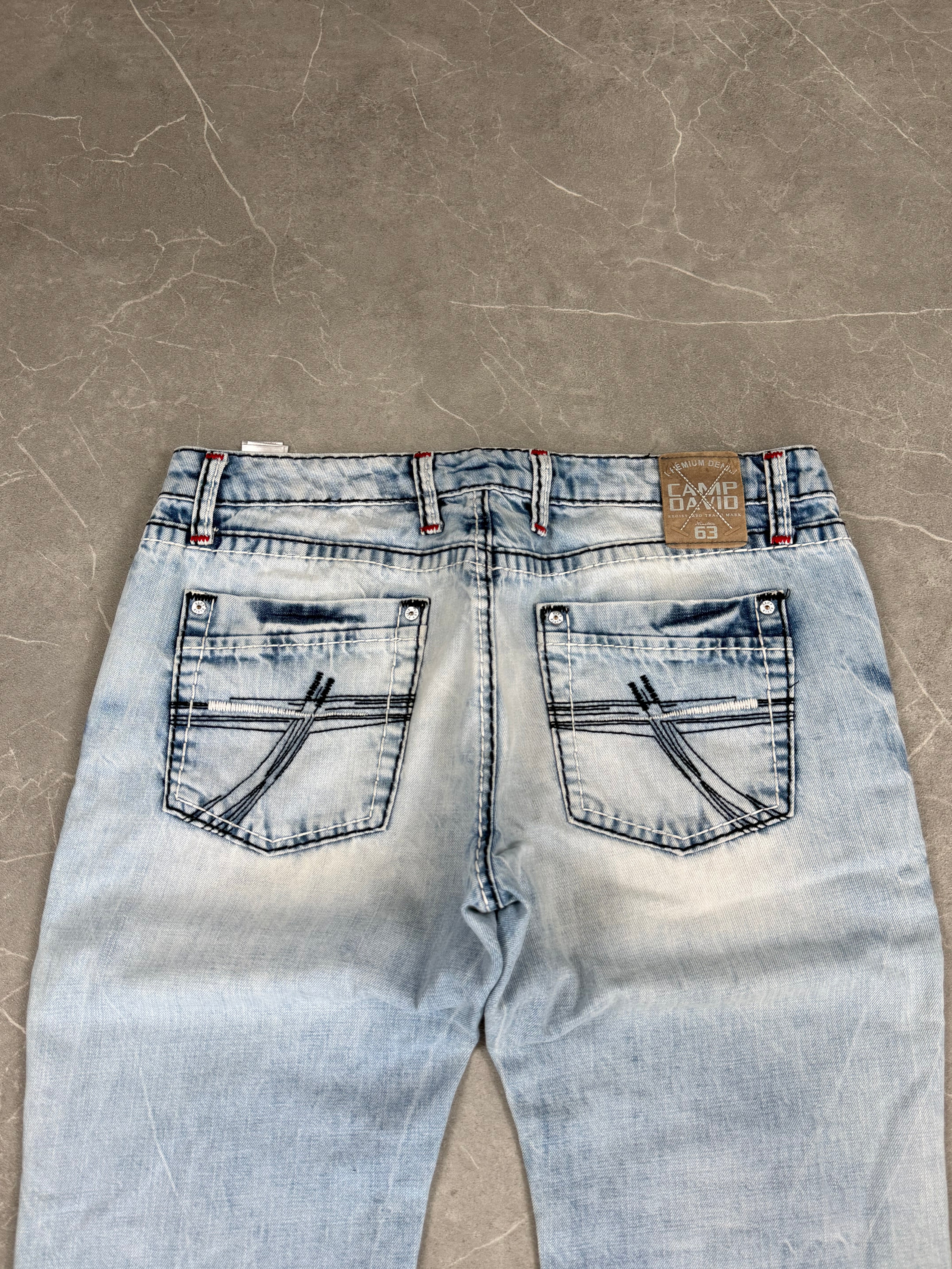 Camp David Vintage Bootcut Jeans (M-L)