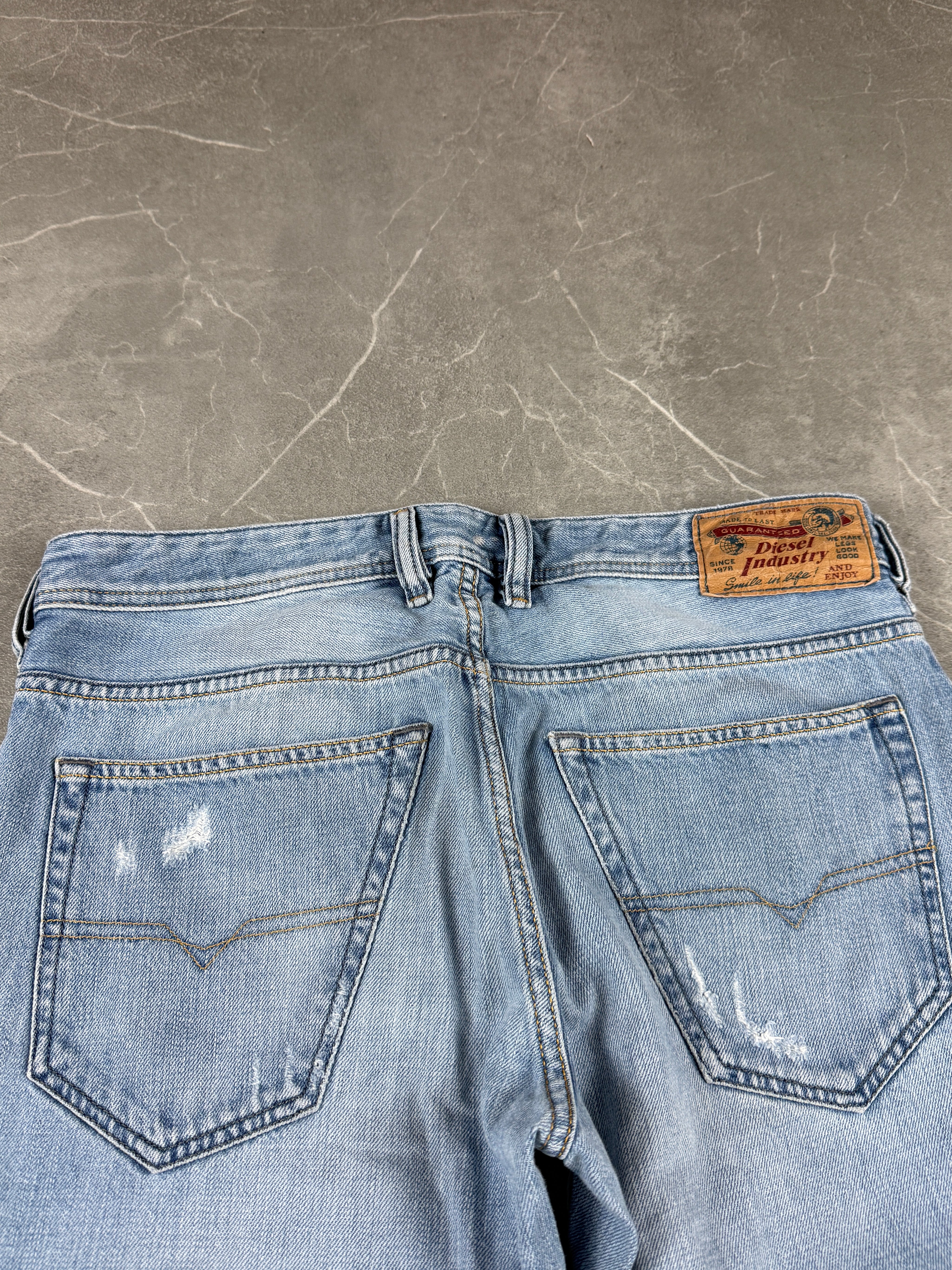Diesel washed jeans (S)