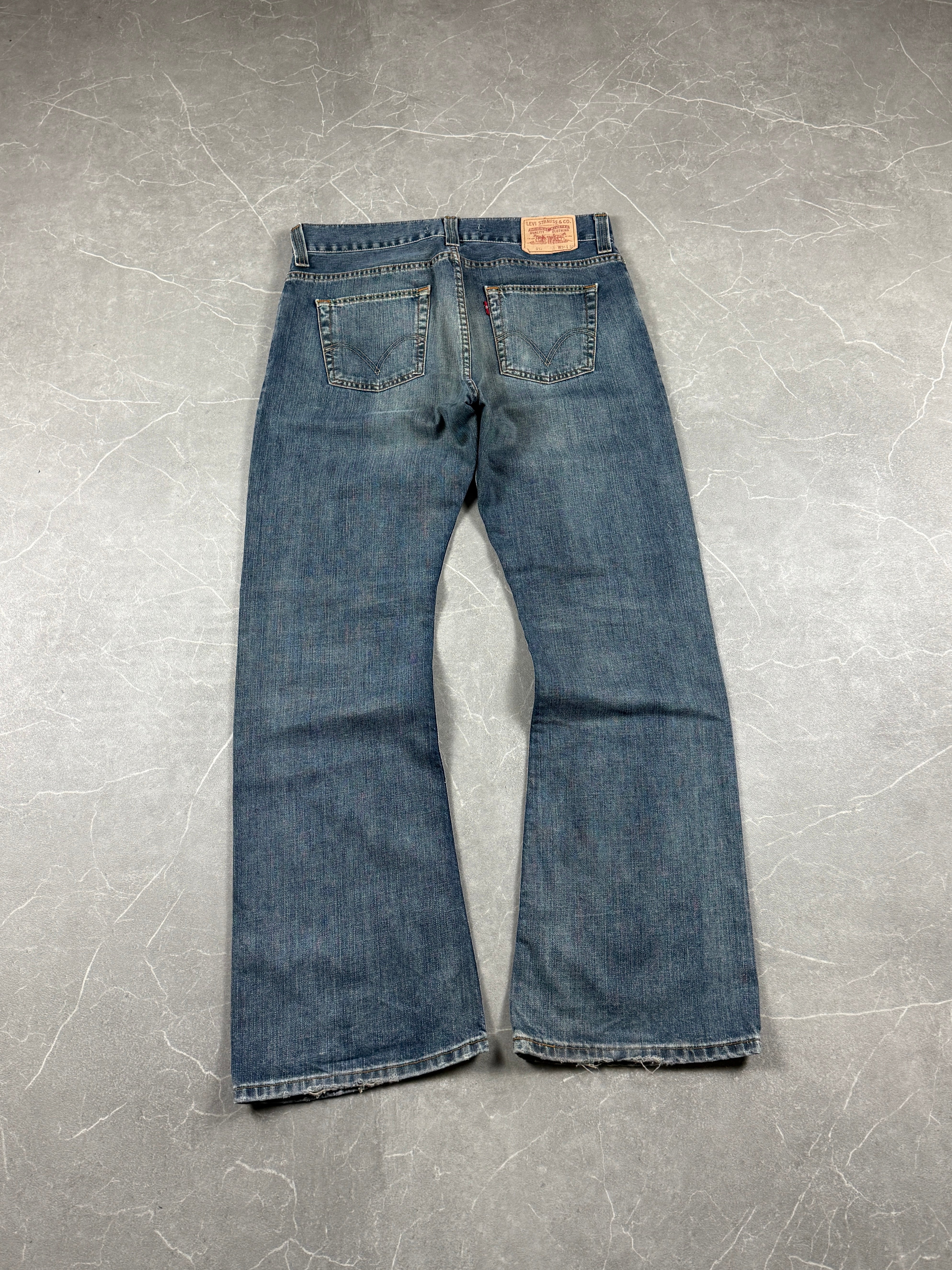 Levis Bootcut Jeans (M-L)