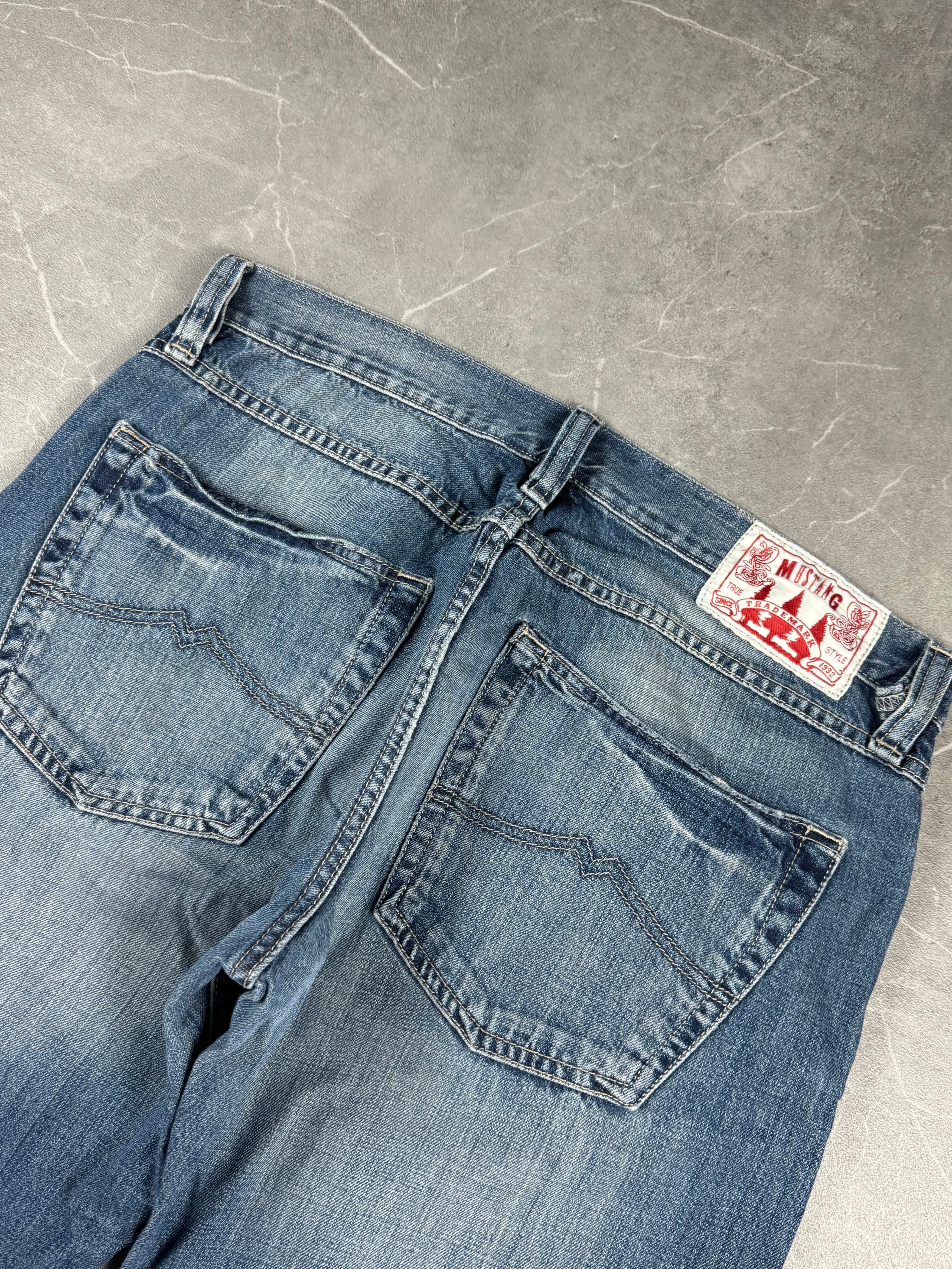 Mustang Bootcut Jeans (L)