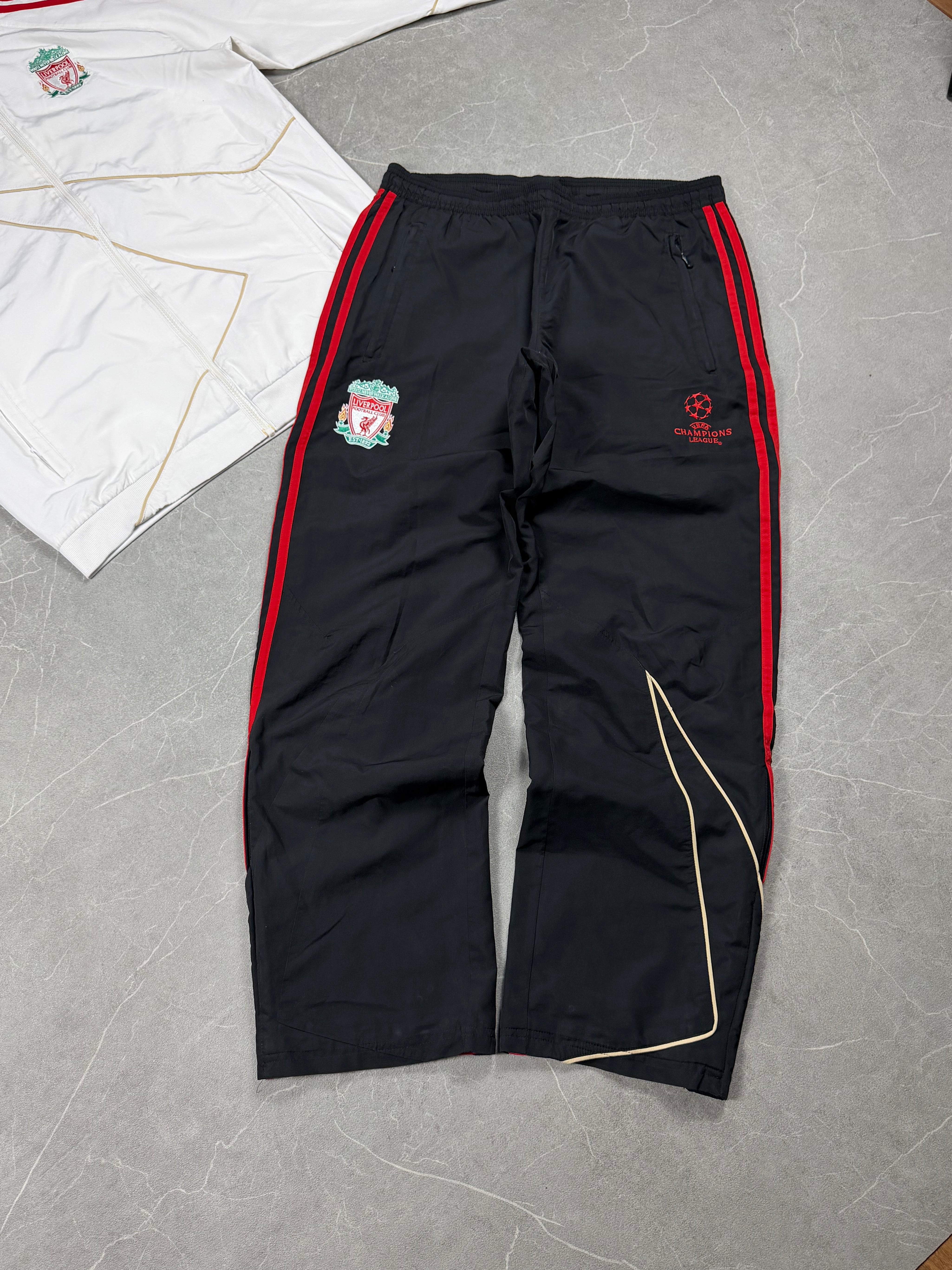 Adidas Liverpool Tracksuit (L)