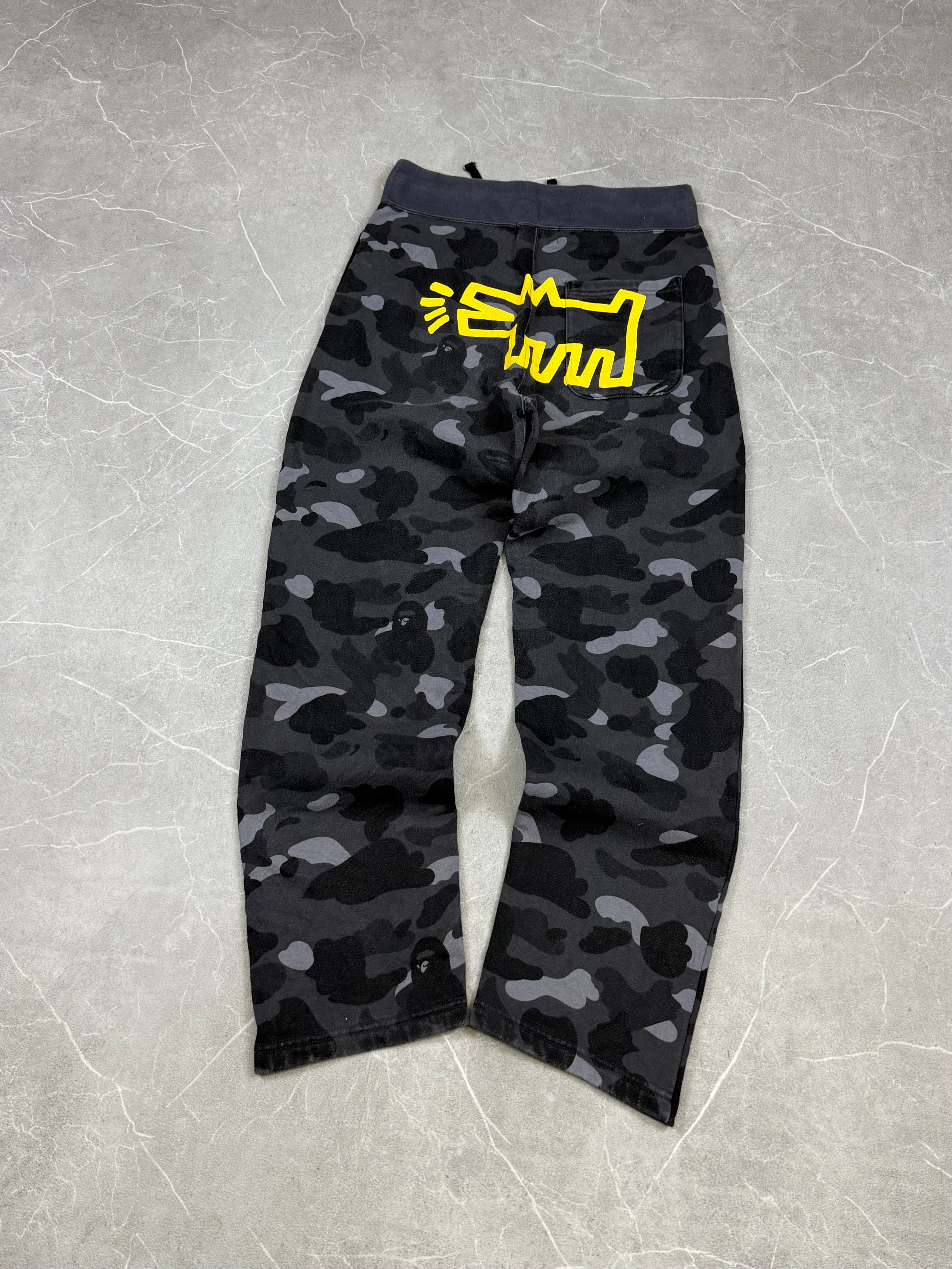 Bape x Keith Haring Camo Jogger open leg (XS-S)