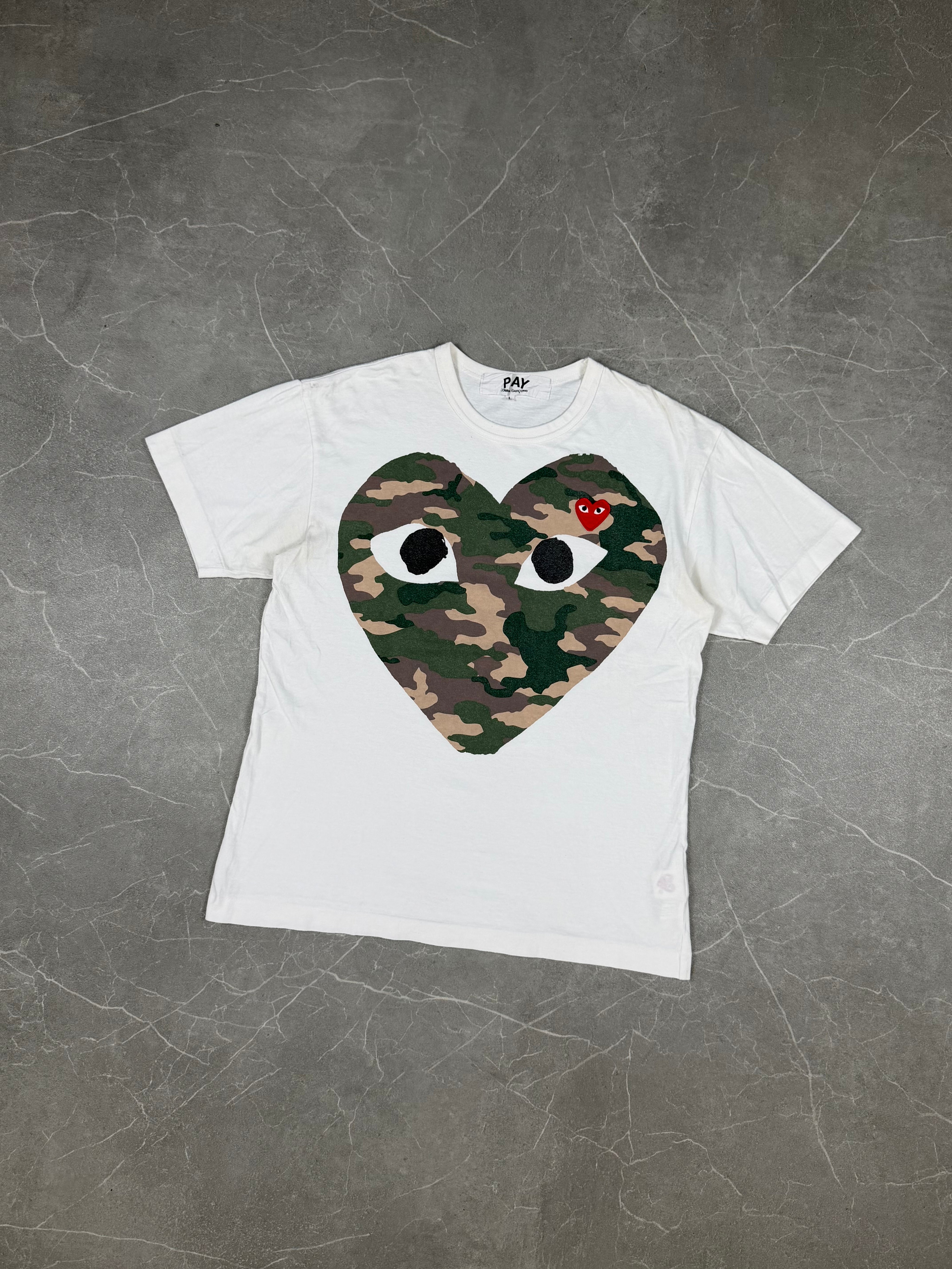 Comme des Garçons camo Heart Tee (S)