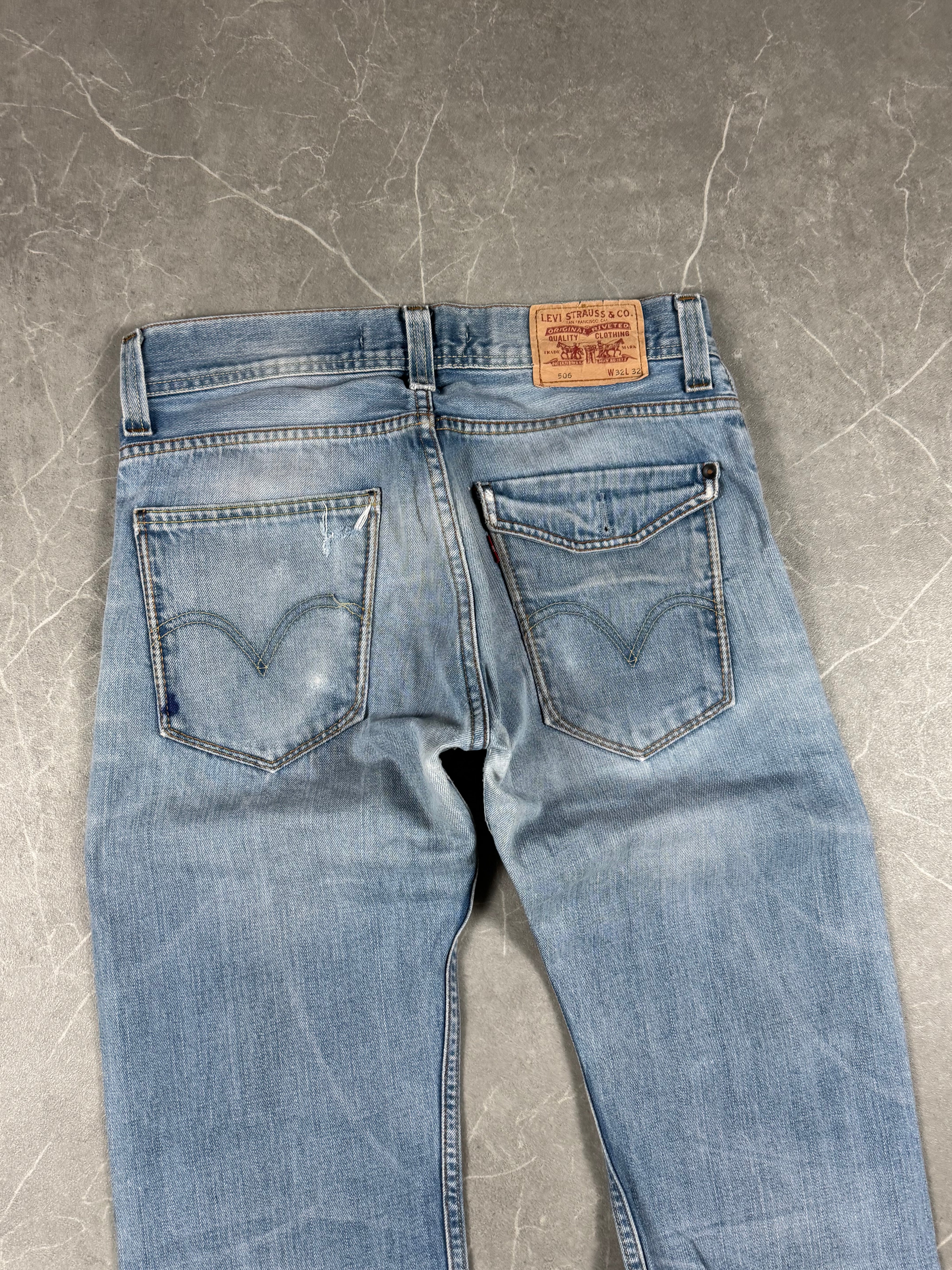 Levi's straight Jeans (S-M)