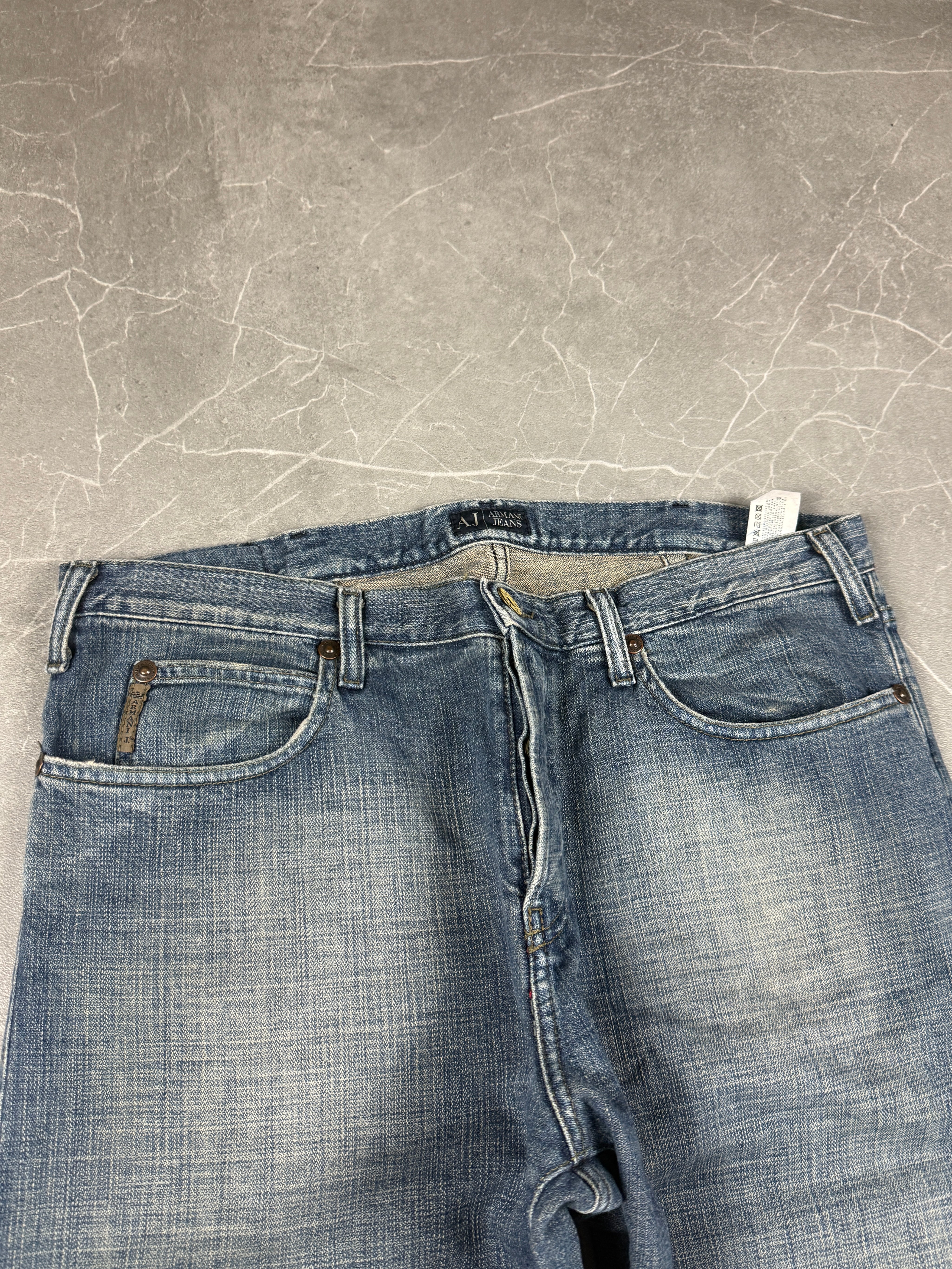 Armani Jeans (L)